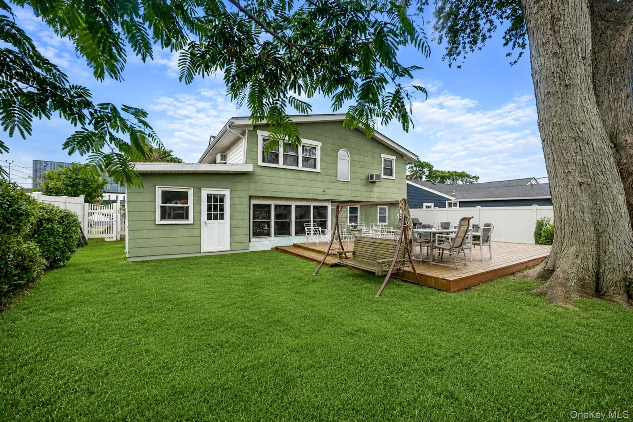 18 Bay Drive, Islip, NY, 4 Bedrooms Bedrooms, 8 Rooms Rooms,2 BathroomsBathrooms,Residential,For Rent,Bay,0,KEY1016380 18 Bay Drive, Islip, NY, 4 Bedrooms Bedrooms, 8 Rooms Rooms,2 BathroomsBathrooms,Residential,For Rent,Bay,0,KEY1016380