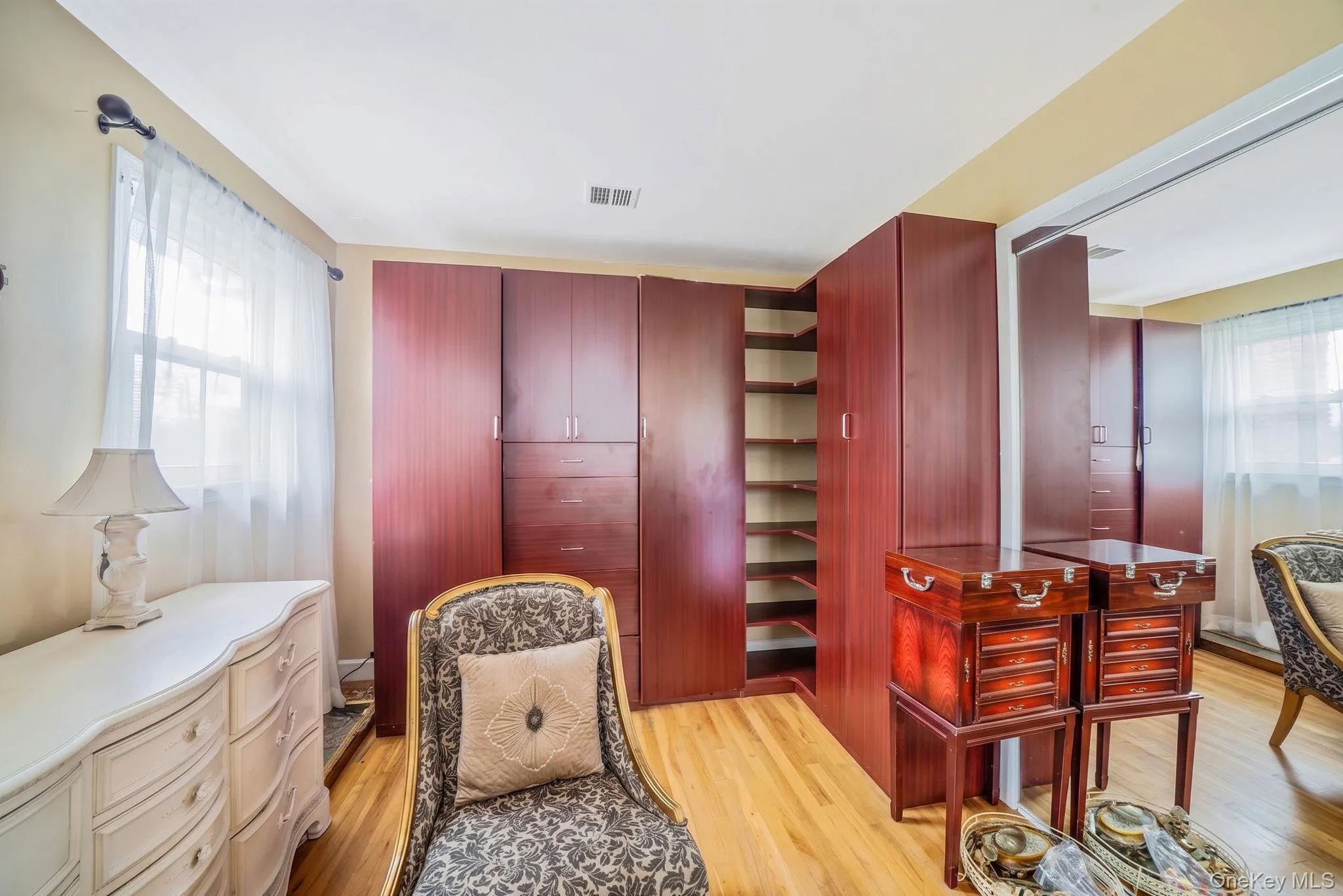 18 Bay Drive, Islip, NY, 4 Bedrooms Bedrooms, 8 Rooms Rooms,2 BathroomsBathrooms,Residential,For Rent,Bay,0,KEY1016380 18 Bay Drive, Islip, NY, 4 Bedrooms Bedrooms, 8 Rooms Rooms,2 BathroomsBathrooms,Residential,For Rent,Bay,0,KEY1016380