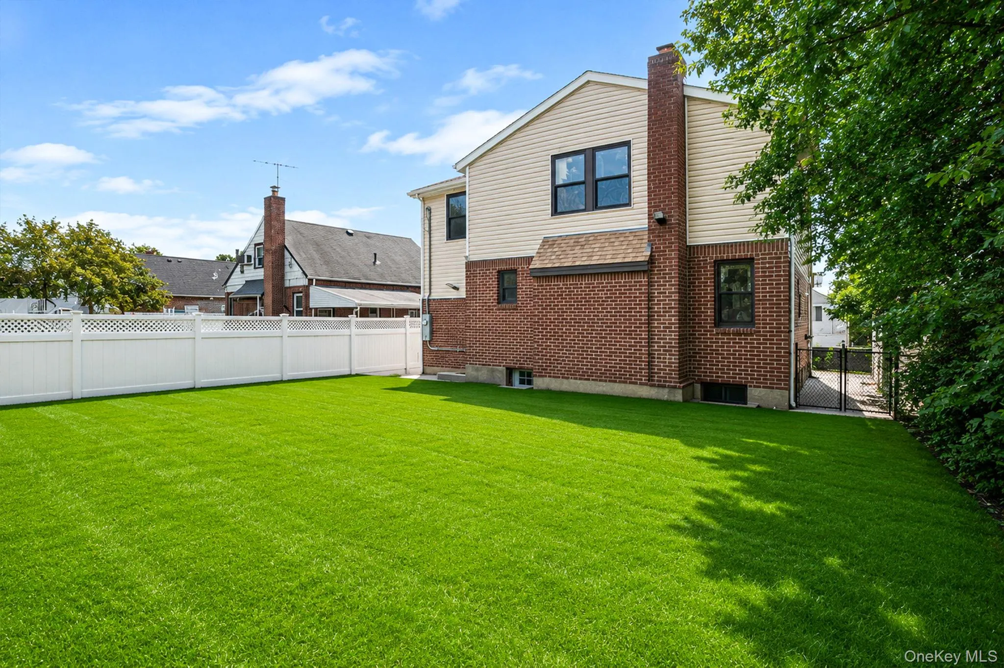 41 Kingston Street, Hempstead, NY, 4 Bedrooms Bedrooms, 8 Rooms Rooms,4 BathroomsBathrooms,Residential,For Rent,Kingston,0,1016382 41 Kingston Street, Hempstead, NY, 4 Bedrooms Bedrooms, 8 Rooms Rooms,4 BathroomsBathrooms,Residential,For Rent,Kingston,0,1016382