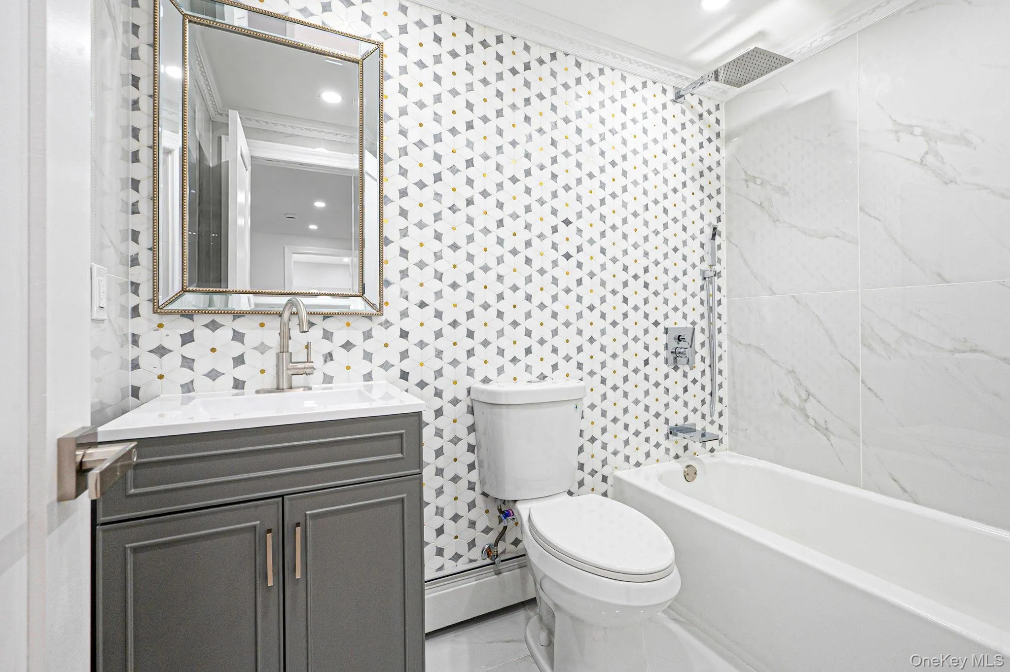 41 Kingston Street, Hempstead, NY, 4 Bedrooms Bedrooms, 8 Rooms Rooms,4 BathroomsBathrooms,Residential,For Rent,Kingston,0,1016382 41 Kingston Street, Hempstead, NY, 4 Bedrooms Bedrooms, 8 Rooms Rooms,4 BathroomsBathrooms,Residential,For Rent,Kingston,0,1016382