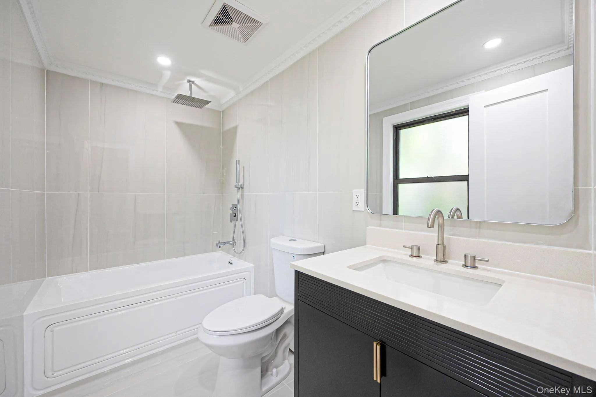 41 Kingston Street, Hempstead, NY, 4 Bedrooms Bedrooms, 8 Rooms Rooms,4 BathroomsBathrooms,Residential,For Rent,Kingston,0,1016382 41 Kingston Street, Hempstead, NY, 4 Bedrooms Bedrooms, 8 Rooms Rooms,4 BathroomsBathrooms,Residential,For Rent,Kingston,0,1016382