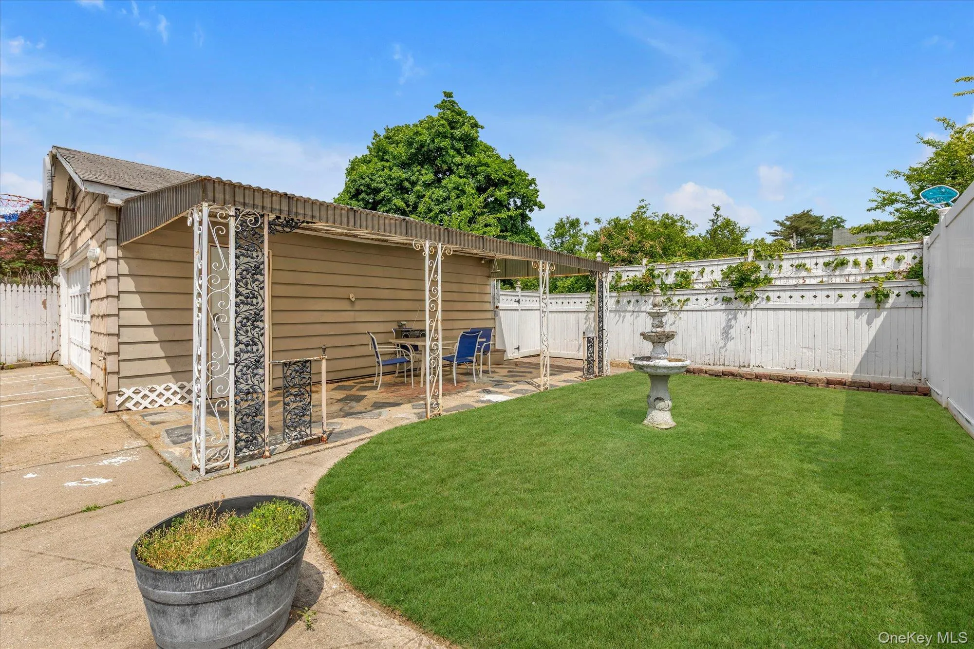 20 Francine Drive, Oyster Bay, NY, 4 Bedrooms Bedrooms, 8 Rooms Rooms,2 BathroomsBathrooms,Residential,For Rent,Francine,0,1016384 20 Francine Drive, Oyster Bay, NY, 4 Bedrooms Bedrooms, 8 Rooms Rooms,2 BathroomsBathrooms,Residential,For Rent,Francine,0,1016384