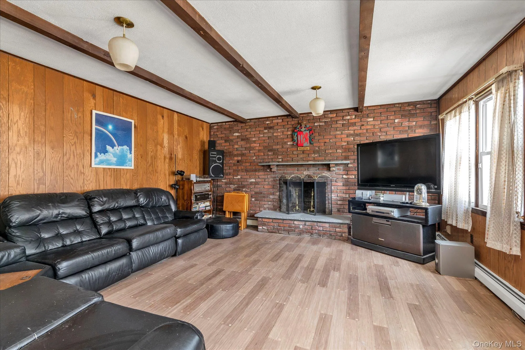 20 Francine Drive, Oyster Bay, NY, 4 Bedrooms Bedrooms, 8 Rooms Rooms,2 BathroomsBathrooms,Residential,For Rent,Francine,0,1016384 20 Francine Drive, Oyster Bay, NY, 4 Bedrooms Bedrooms, 8 Rooms Rooms,2 BathroomsBathrooms,Residential,For Rent,Francine,0,1016384