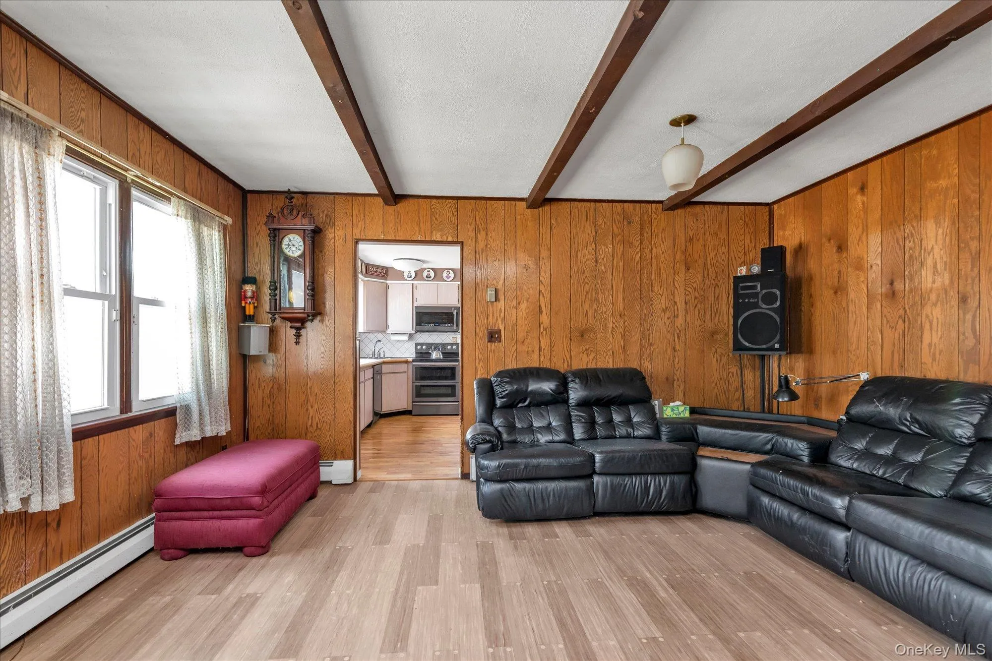 20 Francine Drive, Oyster Bay, NY, 4 Bedrooms Bedrooms, 8 Rooms Rooms,2 BathroomsBathrooms,Residential,For Rent,Francine,0,1016384 20 Francine Drive, Oyster Bay, NY, 4 Bedrooms Bedrooms, 8 Rooms Rooms,2 BathroomsBathrooms,Residential,For Rent,Francine,0,1016384