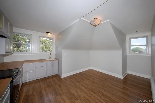 173 Sea Cliff Avenue, Oyster Bay, NY, 1 Bedroom Bedrooms, 3 Rooms Rooms,1 BathroomBathrooms,Residential Lease,For Rent,Sea Cliff,0,1016387 173 Sea Cliff Avenue, Oyster Bay, NY, 1 Bedroom Bedrooms, 3 Rooms Rooms,1 BathroomBathrooms,Residential Lease,For Rent,Sea Cliff,0,1016387