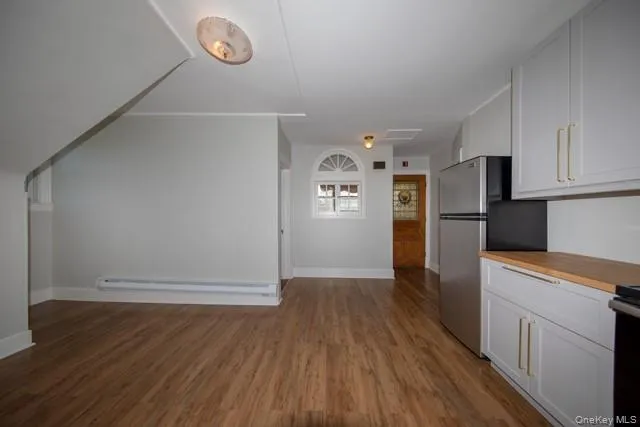 173 Sea Cliff Avenue, Oyster Bay, NY, 1 Bedroom Bedrooms, 3 Rooms Rooms,1 BathroomBathrooms,Residential Lease,For Rent,Sea Cliff,0,1016387 173 Sea Cliff Avenue, Oyster Bay, NY, 1 Bedroom Bedrooms, 3 Rooms Rooms,1 BathroomBathrooms,Residential Lease,For Rent,Sea Cliff,0,1016387