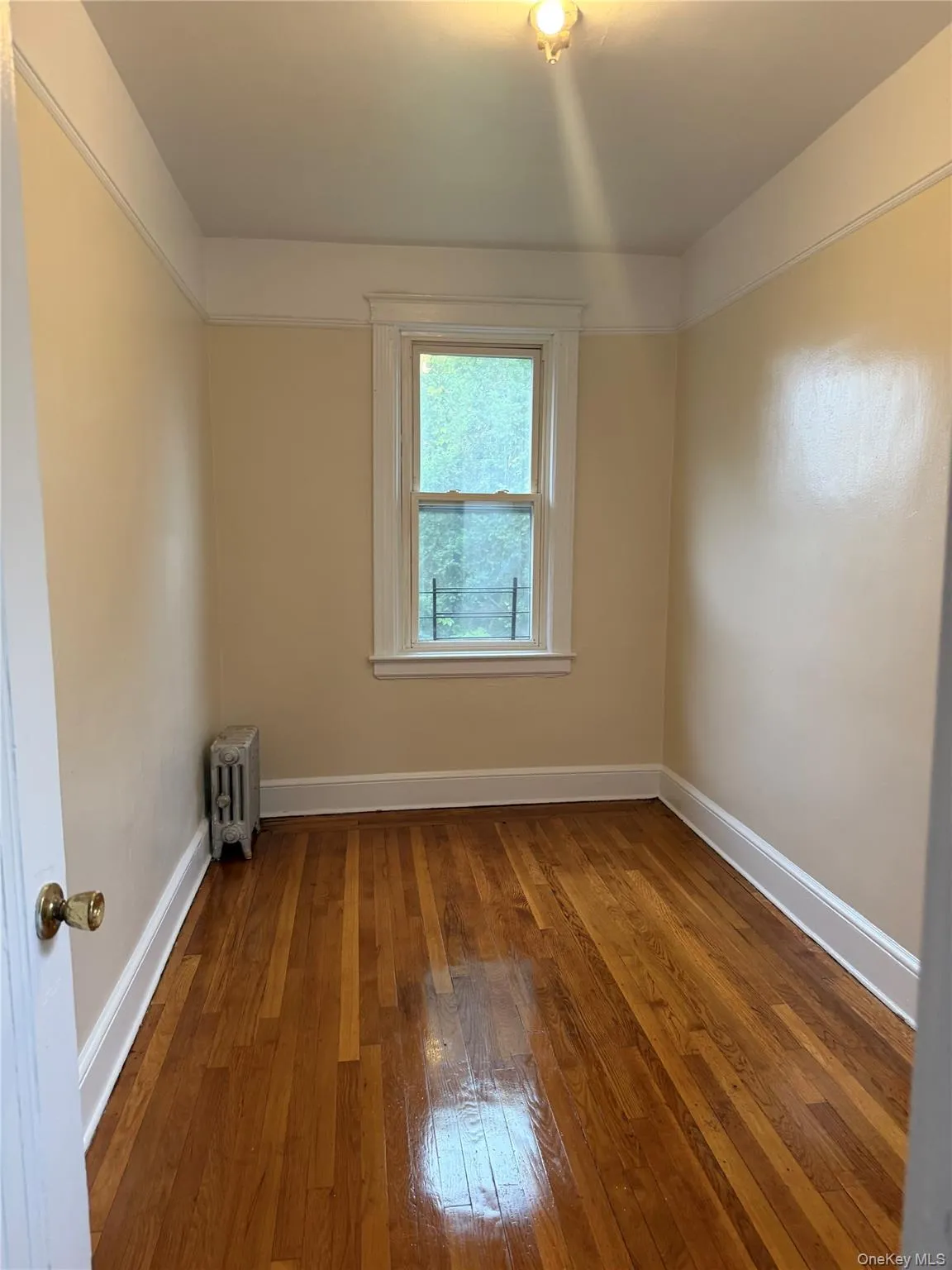 4525 Monticello Avenue, New York, NY, 3 Bedrooms Bedrooms, 7 Rooms Rooms,1 BathroomBathrooms,Residential Lease,For Rent,Monticello,0,1016400 4525 Monticello Avenue, New York, NY, 3 Bedrooms Bedrooms, 7 Rooms Rooms,1 BathroomBathrooms,Residential Lease,For Rent,Monticello,0,1016400