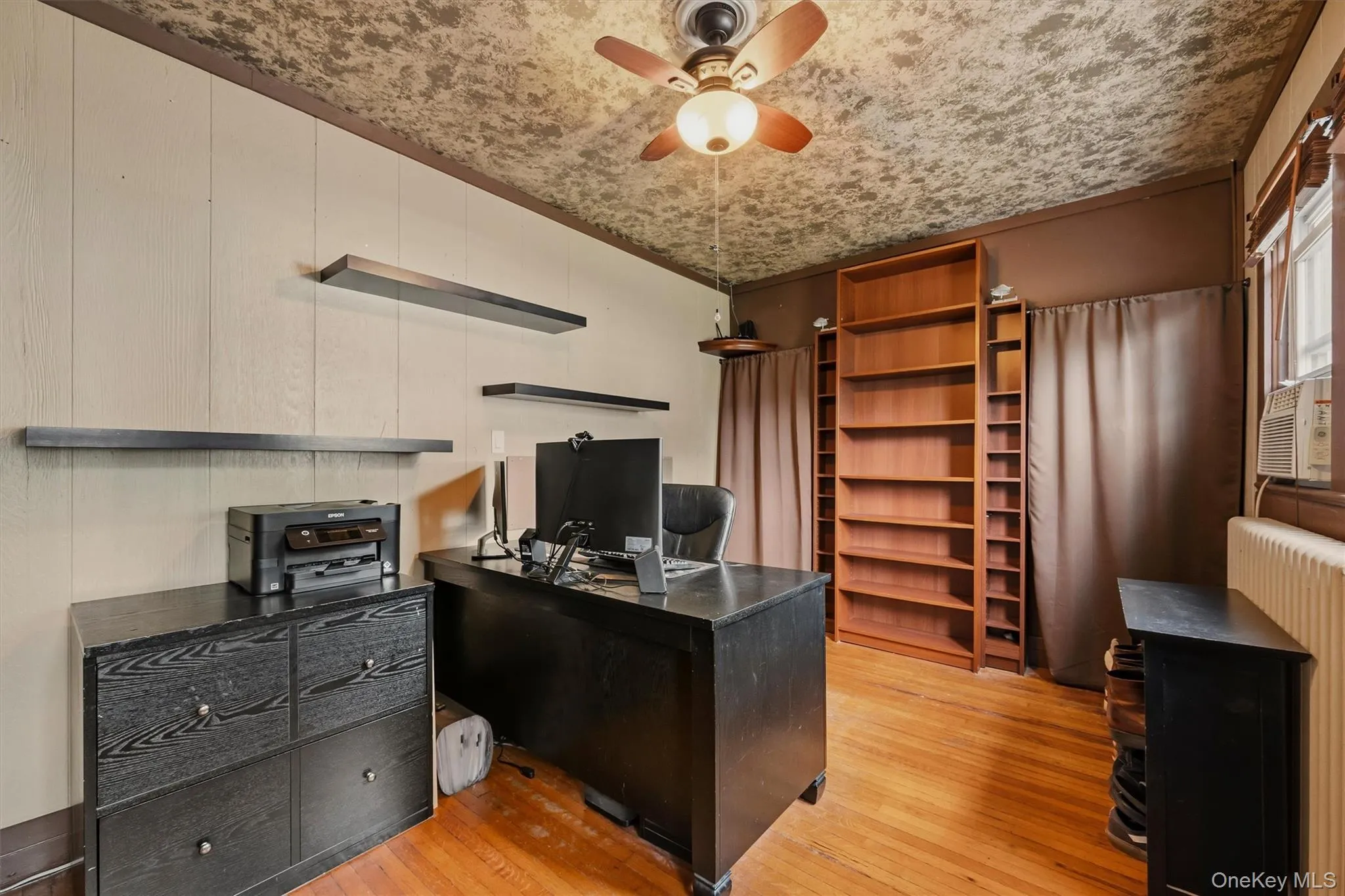 Hardwood flooring throughout Hardwood flooring throughout