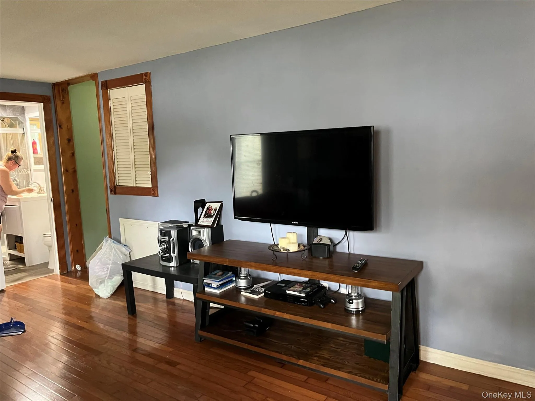 7 Squires Avenue, Brookhaven, NY, 3 Bedrooms Bedrooms, 9 Rooms Rooms,2 BathroomsBathrooms,Residential,For Rent,Squires,0,1016408 7 Squires Avenue, Brookhaven, NY, 3 Bedrooms Bedrooms, 9 Rooms Rooms,2 BathroomsBathrooms,Residential,For Rent,Squires,0,1016408