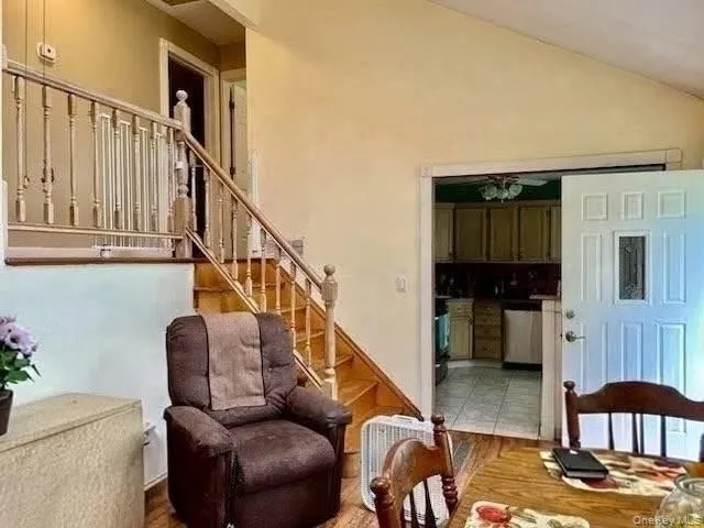 7 Squires Avenue, Brookhaven, NY, 3 Bedrooms Bedrooms, 9 Rooms Rooms,2 BathroomsBathrooms,Residential,For Rent,Squires,0,1016408 7 Squires Avenue, Brookhaven, NY, 3 Bedrooms Bedrooms, 9 Rooms Rooms,2 BathroomsBathrooms,Residential,For Rent,Squires,0,1016408