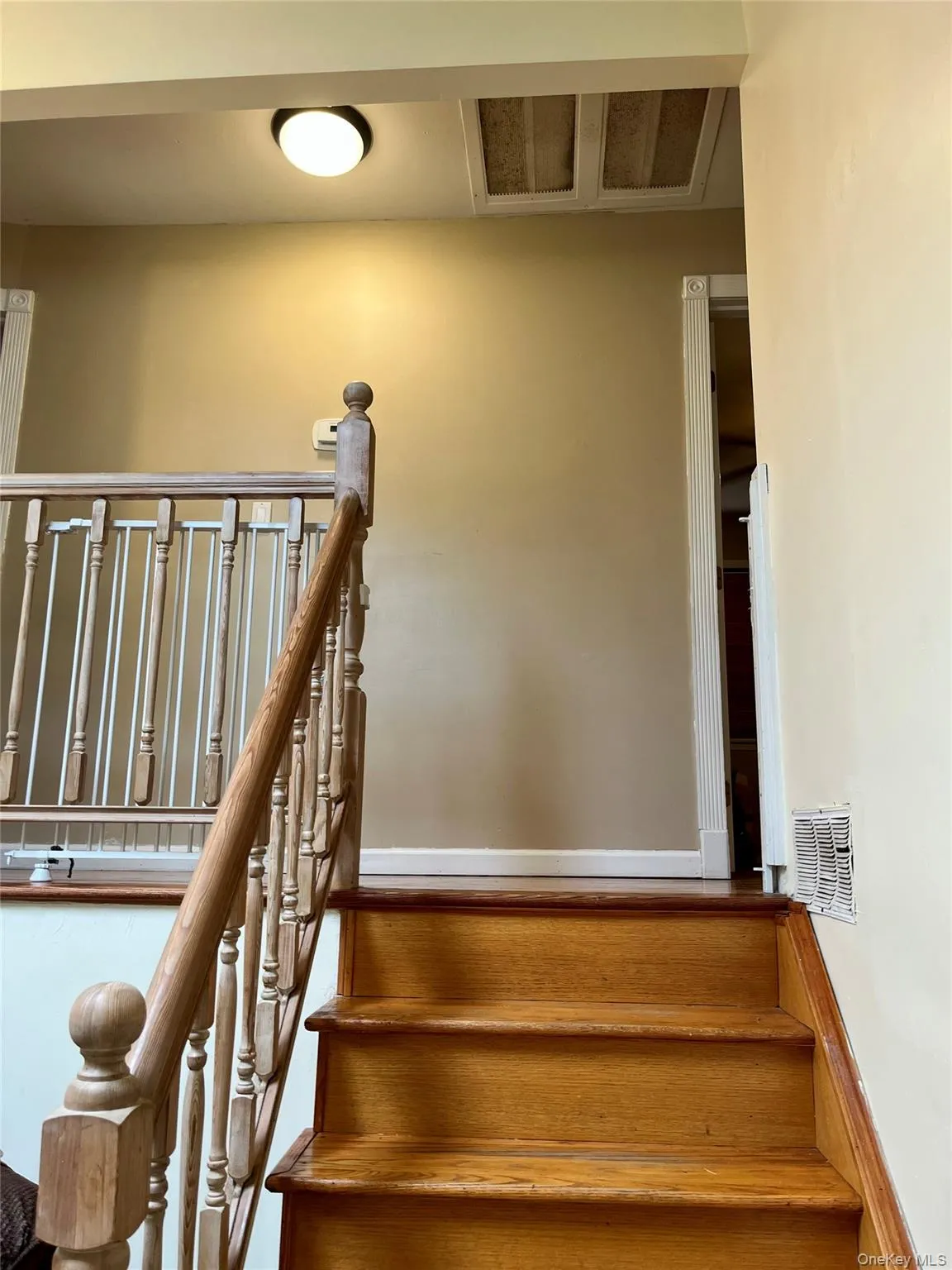 7 Squires Avenue, Brookhaven, NY, 3 Bedrooms Bedrooms, 9 Rooms Rooms,2 BathroomsBathrooms,Residential,For Rent,Squires,0,1016408 7 Squires Avenue, Brookhaven, NY, 3 Bedrooms Bedrooms, 9 Rooms Rooms,2 BathroomsBathrooms,Residential,For Rent,Squires,0,1016408