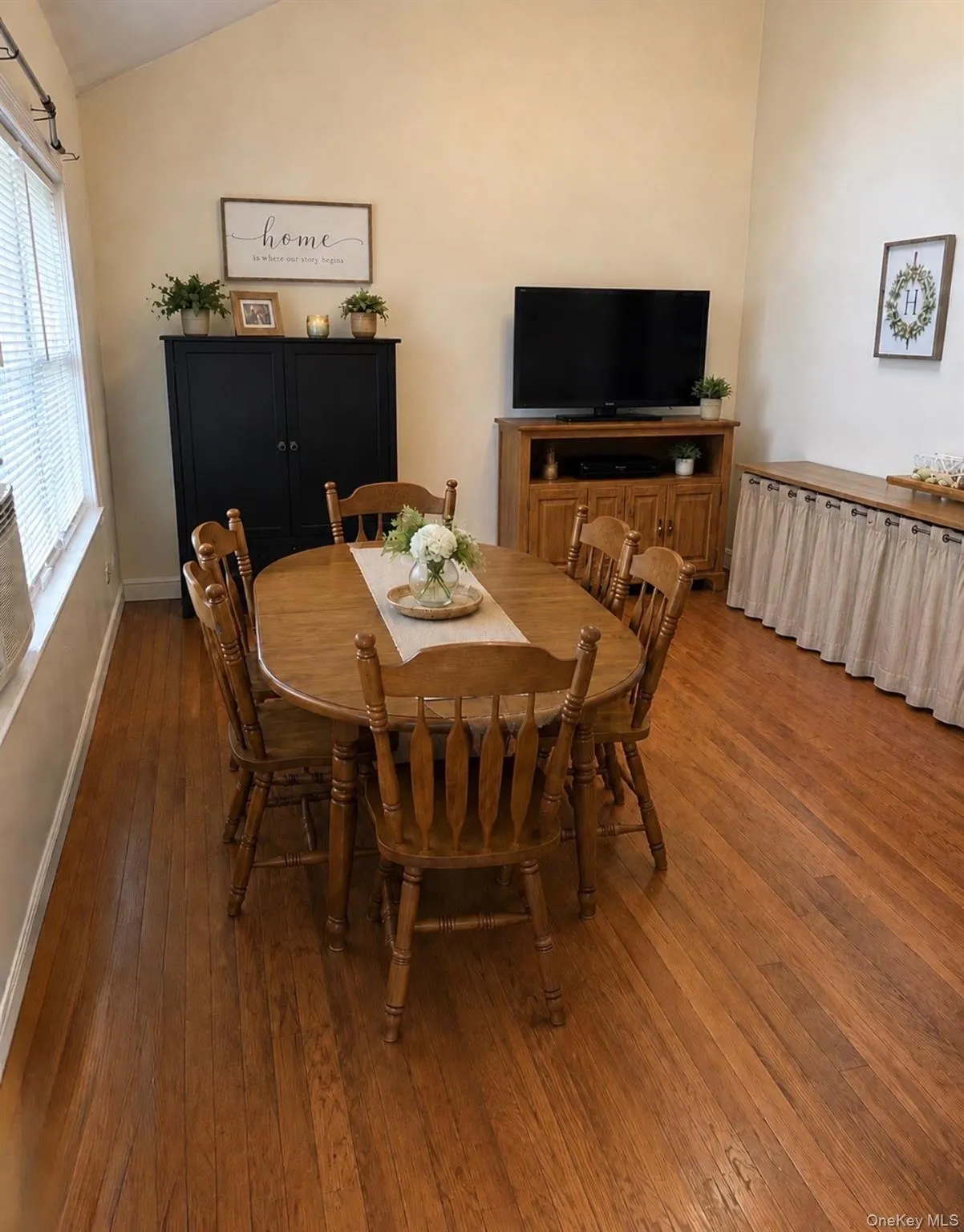 7 Squires Avenue, Brookhaven, NY, 3 Bedrooms Bedrooms, 9 Rooms Rooms,2 BathroomsBathrooms,Residential,For Rent,Squires,0,1016408 7 Squires Avenue, Brookhaven, NY, 3 Bedrooms Bedrooms, 9 Rooms Rooms,2 BathroomsBathrooms,Residential,For Rent,Squires,0,1016408