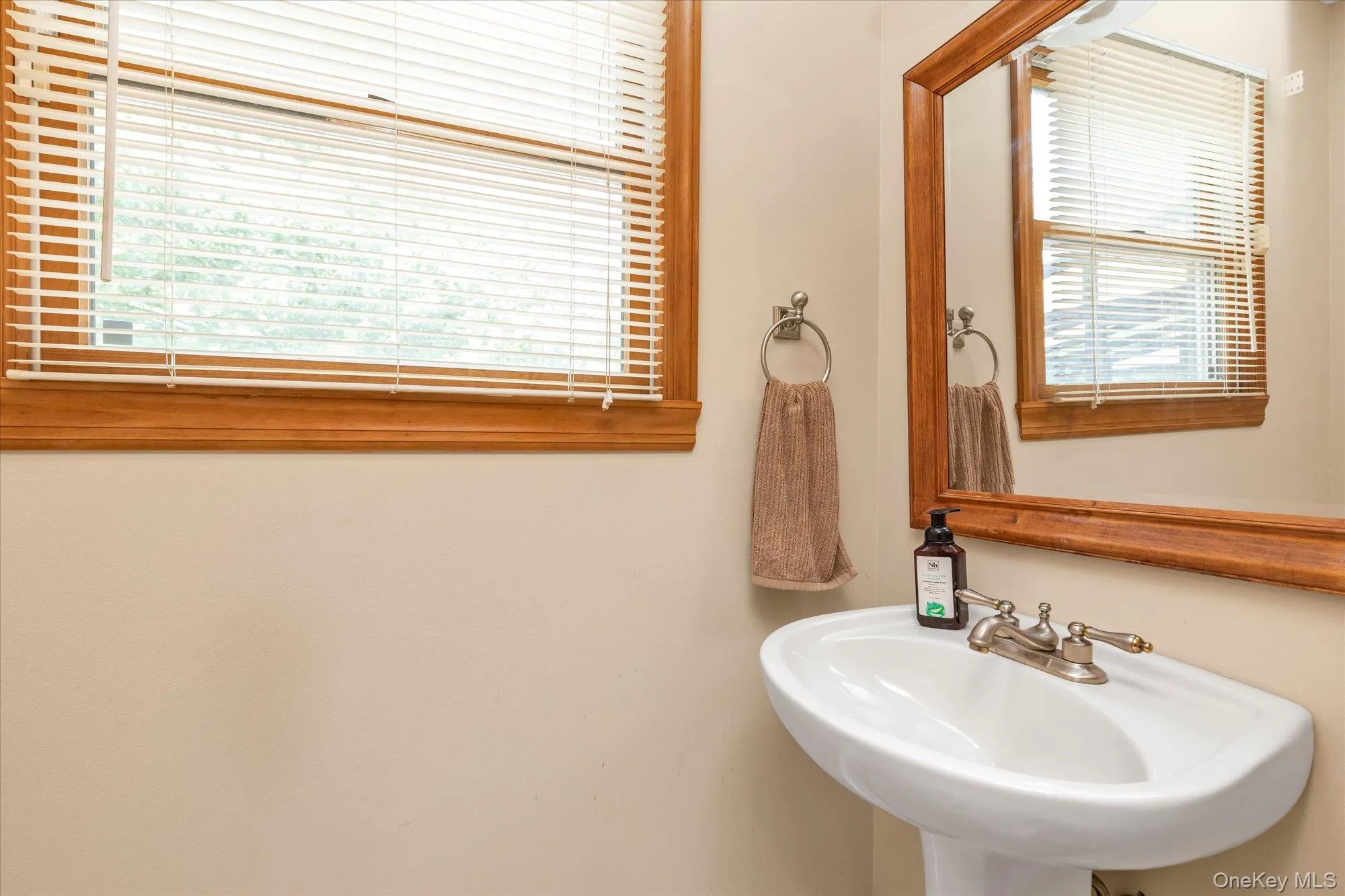 7 Freedom Court, Babylon, NY, 5 Bedrooms Bedrooms, 8 Rooms Rooms,1 BathroomBathrooms,Residential,For Rent,Freedom,0,1016410 7 Freedom Court, Babylon, NY, 5 Bedrooms Bedrooms, 8 Rooms Rooms,1 BathroomBathrooms,Residential,For Rent,Freedom,0,1016410