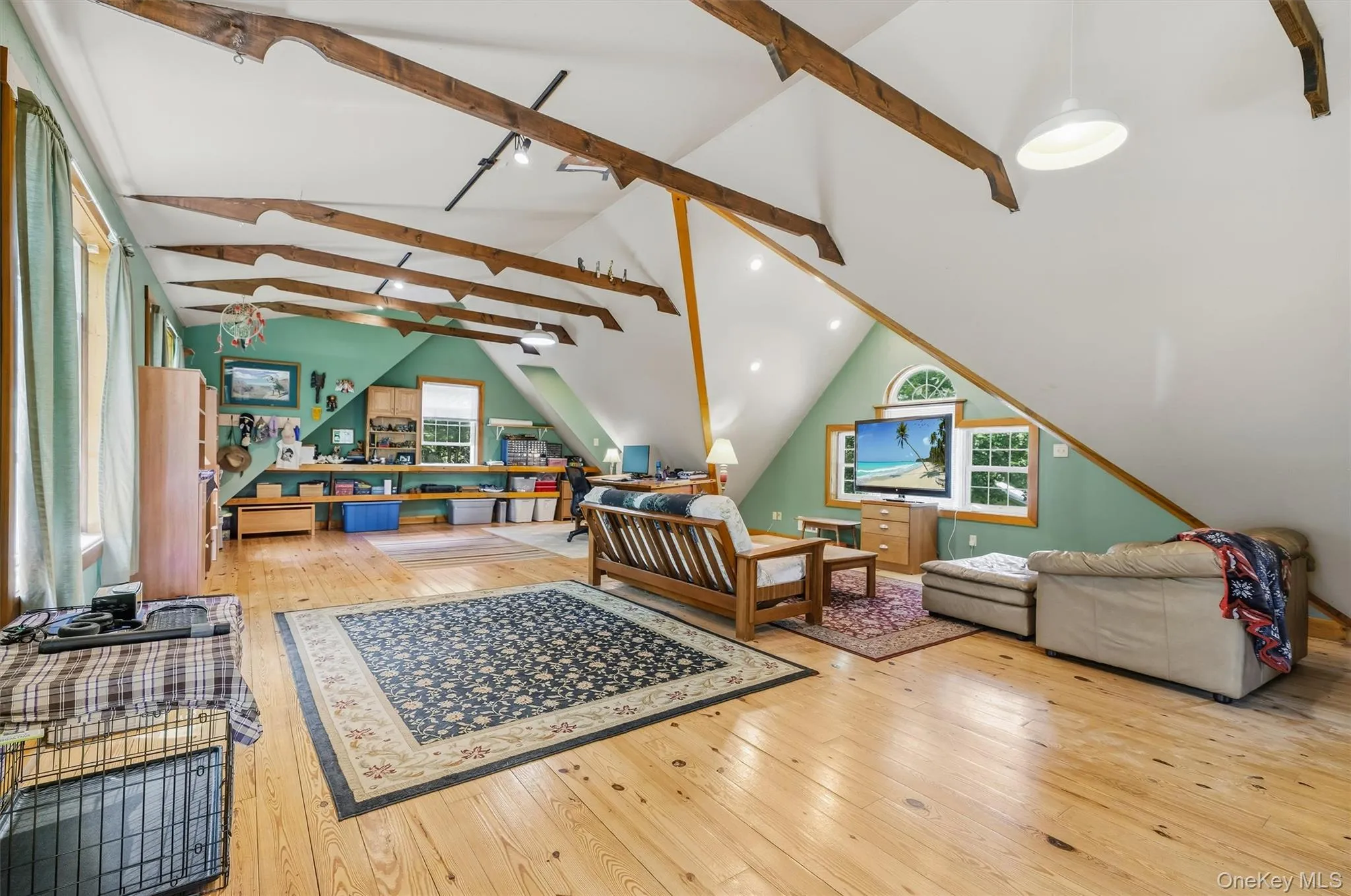 127 & 129 Hill Road Carriage House 2nd Floor Loft Vaulted Ceiling. 127 & 129 Hill Road Carriage House 2nd Floor Loft Vaulted Ceiling.