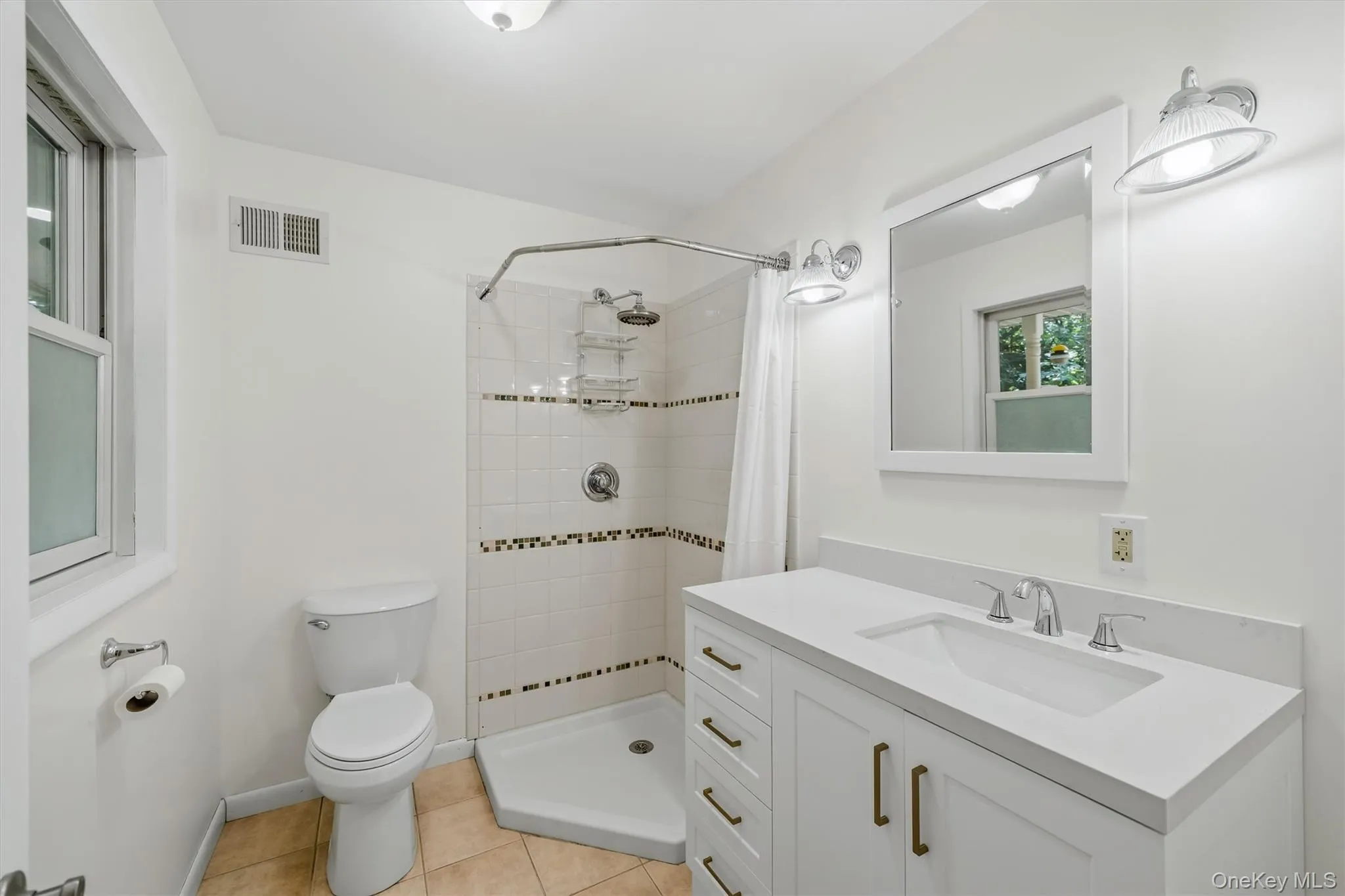131 Hill Road Primary Full Bathroom. 131 Hill Road Primary Full Bathroom.
