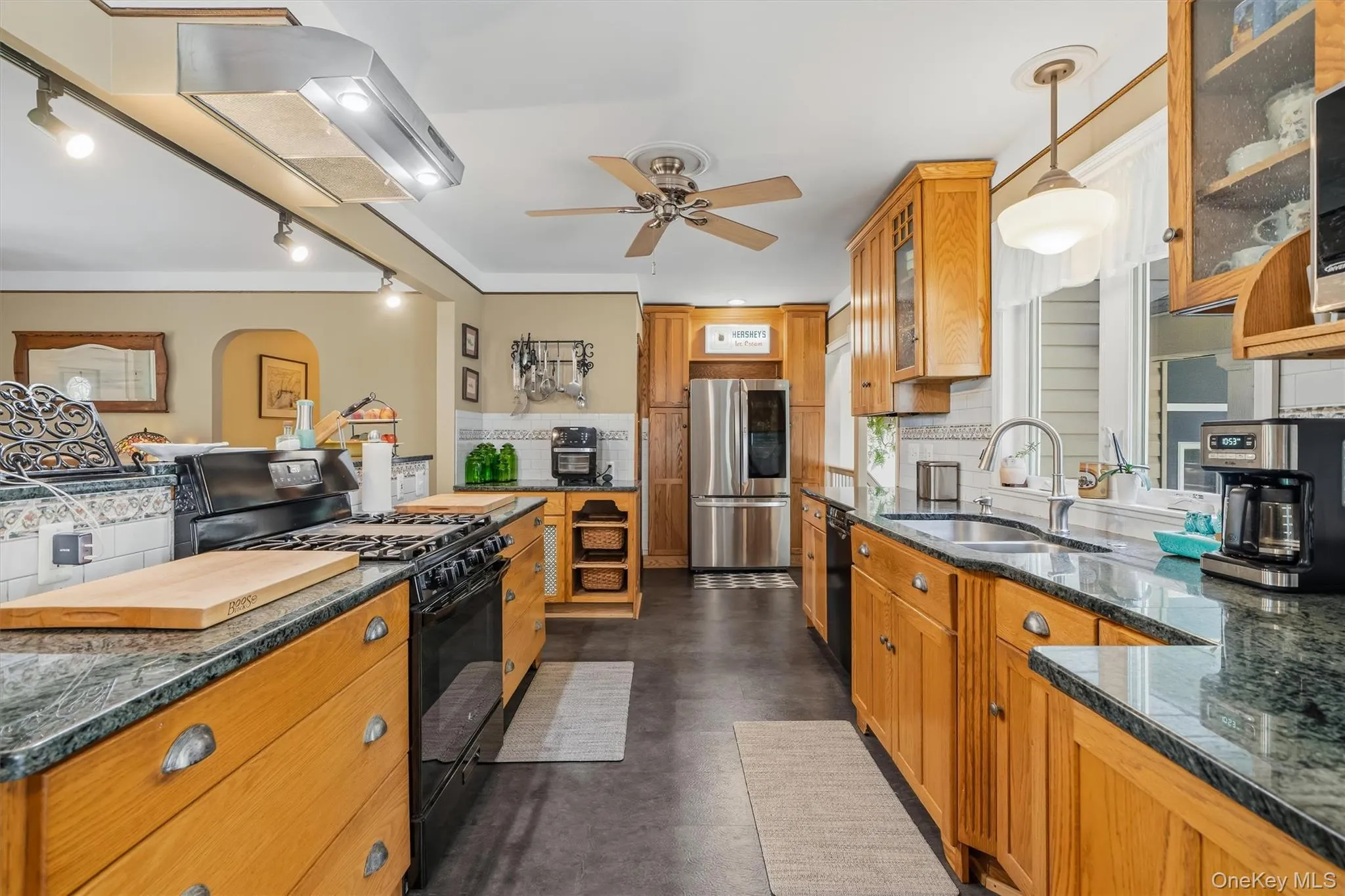 127 Hill Rd Kitchen 127 Hill Rd Kitchen