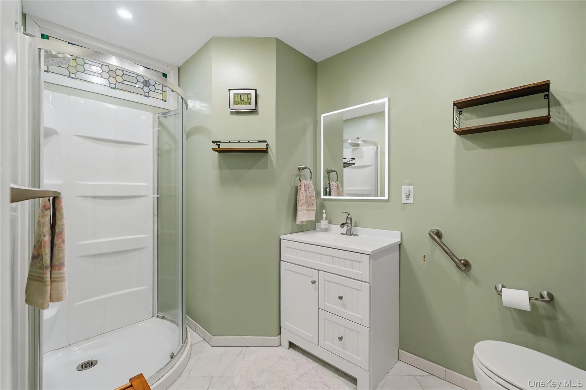 129 Hill Road Full Bathroom #2 129 Hill Road Full Bathroom #2