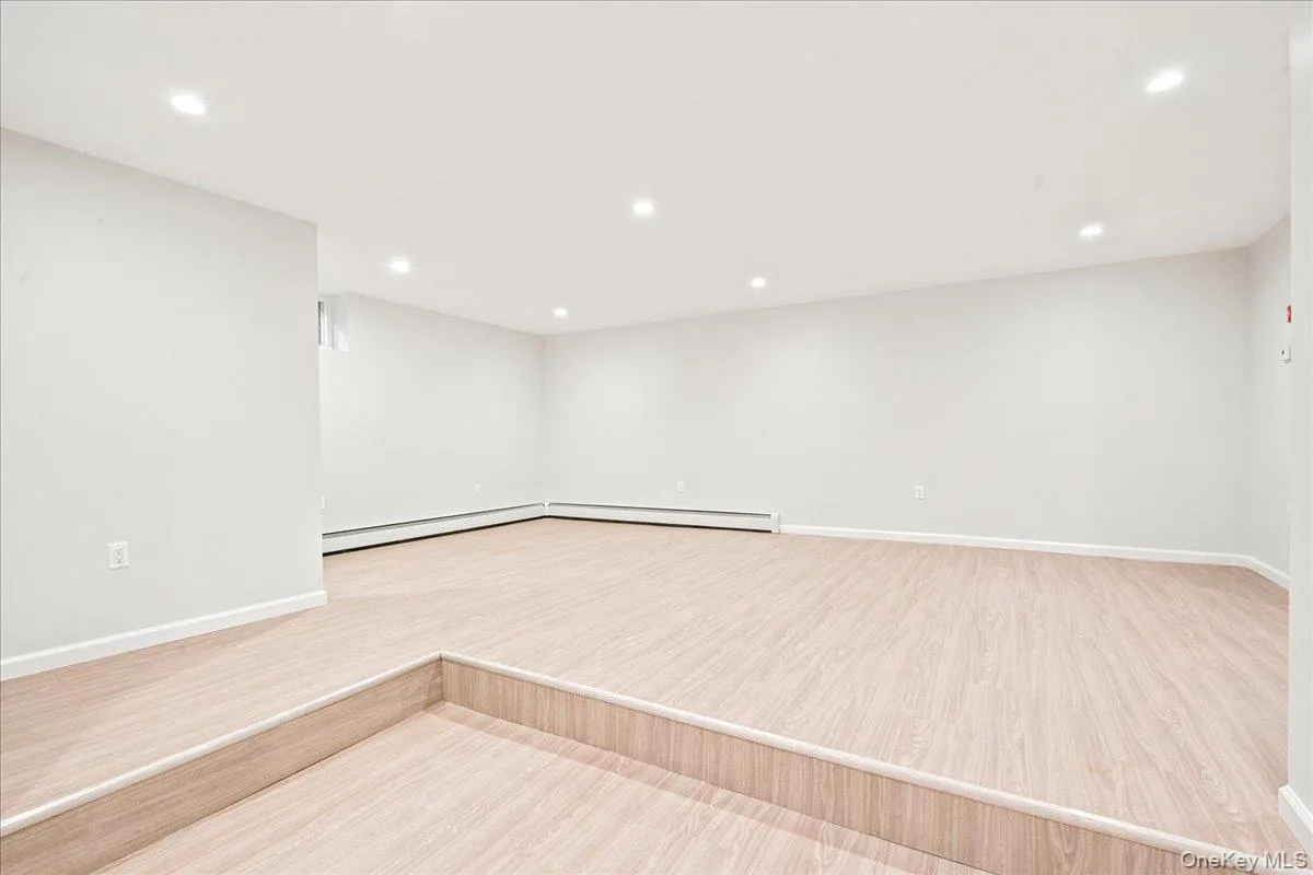 152 Whitson Street, New York, NY, 5 Bedrooms Bedrooms, 15 Rooms Rooms,2 BathroomsBathrooms,Residential,For Rent,Whitson,0,1016413 152 Whitson Street, New York, NY, 5 Bedrooms Bedrooms, 15 Rooms Rooms,2 BathroomsBathrooms,Residential,For Rent,Whitson,0,1016413