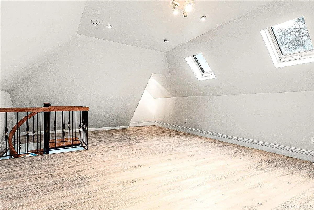 152 Whitson Street, New York, NY, 5 Bedrooms Bedrooms, 15 Rooms Rooms,2 BathroomsBathrooms,Residential,For Rent,Whitson,0,1016413 152 Whitson Street, New York, NY, 5 Bedrooms Bedrooms, 15 Rooms Rooms,2 BathroomsBathrooms,Residential,For Rent,Whitson,0,1016413