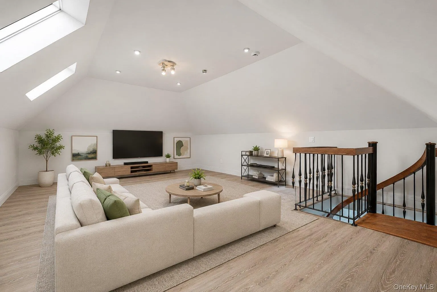 152 Whitson Street, New York, NY, 5 Bedrooms Bedrooms, 15 Rooms Rooms,2 BathroomsBathrooms,Residential,For Rent,Whitson,0,1016413 152 Whitson Street, New York, NY, 5 Bedrooms Bedrooms, 15 Rooms Rooms,2 BathroomsBathrooms,Residential,For Rent,Whitson,0,1016413