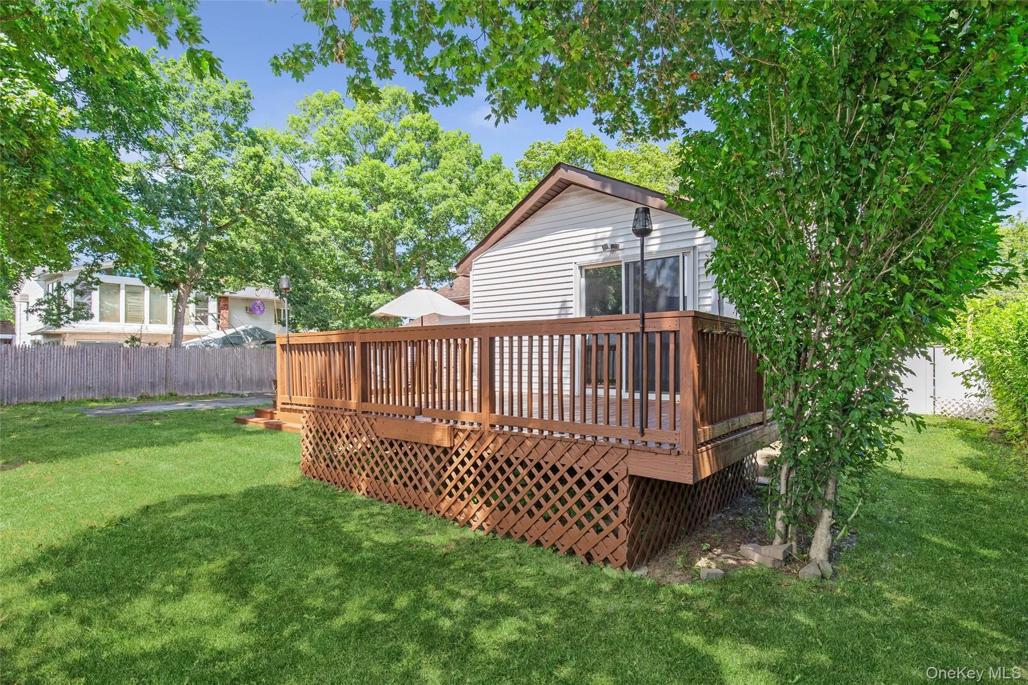 1 Ontario Street, Brookhaven, NY, 3 Bedrooms Bedrooms, 7 Rooms Rooms,1 BathroomBathrooms,Residential,For Rent,Ontario,0,KEY1016422 1 Ontario Street, Brookhaven, NY, 3 Bedrooms Bedrooms, 7 Rooms Rooms,1 BathroomBathrooms,Residential,For Rent,Ontario,0,KEY1016422
