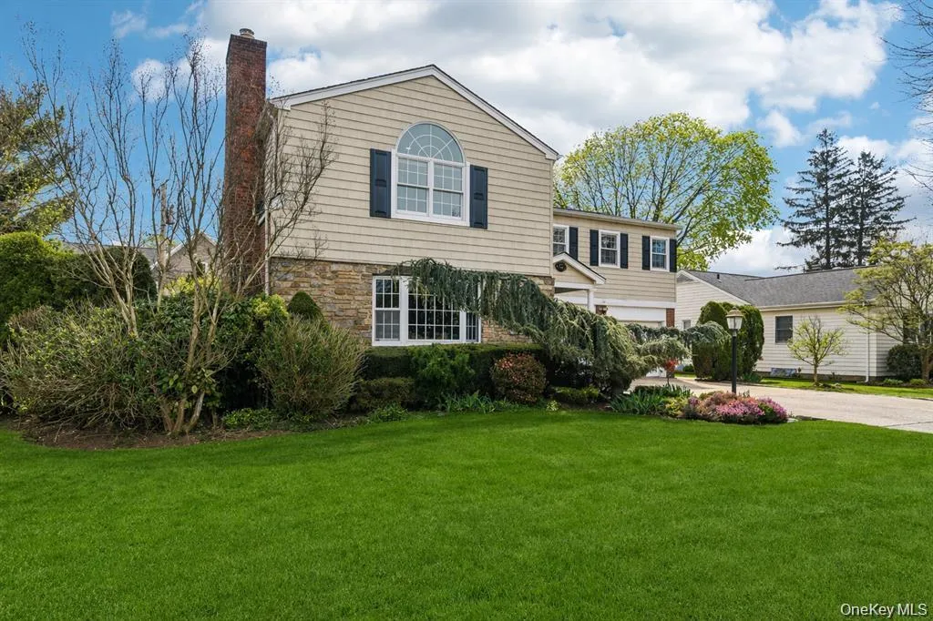 221 Kensington Road, Hempstead, NY, 4 Bedrooms Bedrooms, 8 Rooms Rooms,2 BathroomsBathrooms,Residential,For Rent,Kensington,0,1016423 221 Kensington Road, Hempstead, NY, 4 Bedrooms Bedrooms, 8 Rooms Rooms,2 BathroomsBathrooms,Residential,For Rent,Kensington,0,1016423