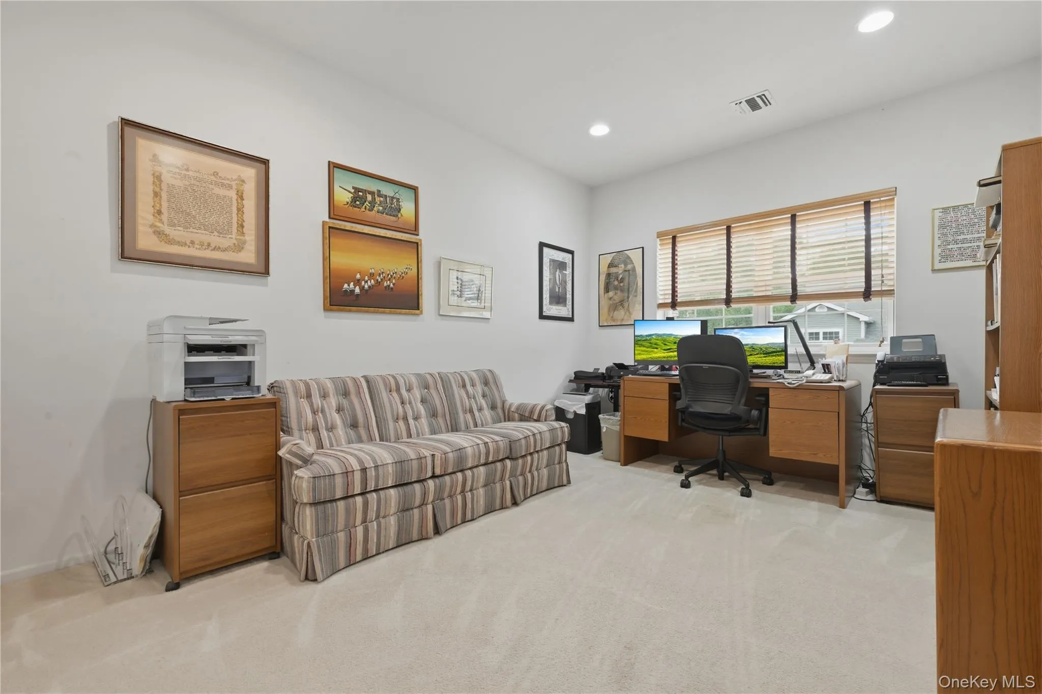 87 Carriage Lane, Oyster Bay, NY, 3 Bedrooms Bedrooms, 6 Rooms Rooms,2 BathroomsBathrooms,Residential,For Rent,Carriage,0,KEY1016425 87 Carriage Lane, Oyster Bay, NY, 3 Bedrooms Bedrooms, 6 Rooms Rooms,2 BathroomsBathrooms,Residential,For Rent,Carriage,0,KEY1016425