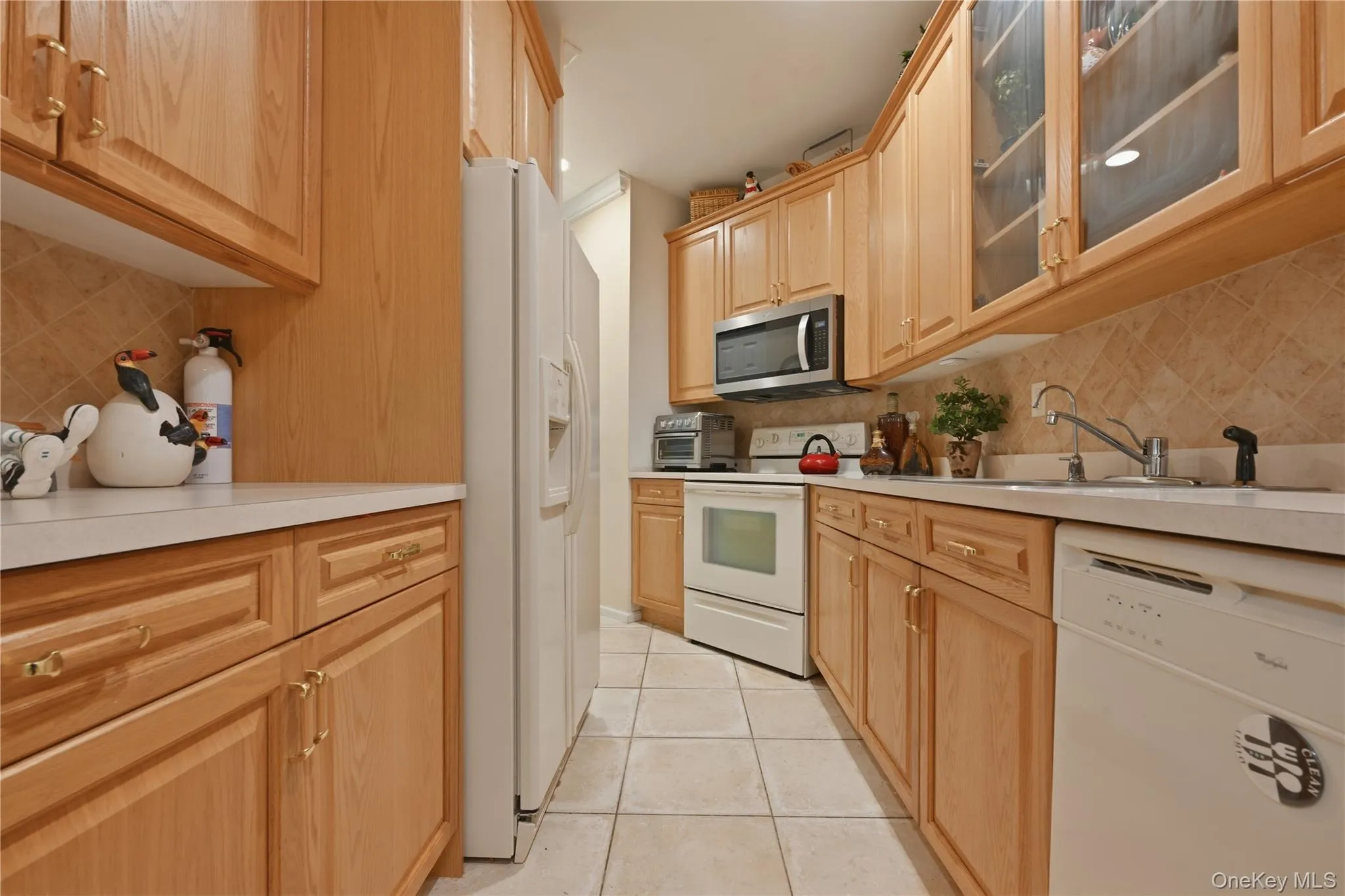 87 Carriage Lane, Oyster Bay, NY, 3 Bedrooms Bedrooms, 6 Rooms Rooms,2 BathroomsBathrooms,Residential,For Rent,Carriage,0,KEY1016425 87 Carriage Lane, Oyster Bay, NY, 3 Bedrooms Bedrooms, 6 Rooms Rooms,2 BathroomsBathrooms,Residential,For Rent,Carriage,0,KEY1016425