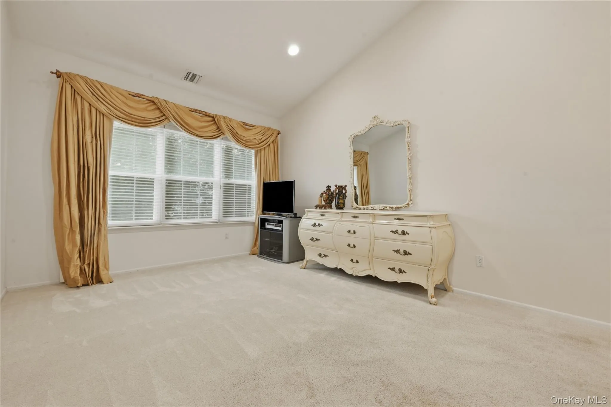 87 Carriage Lane, Oyster Bay, NY, 3 Bedrooms Bedrooms, 6 Rooms Rooms,2 BathroomsBathrooms,Residential,For Rent,Carriage,0,KEY1016425 87 Carriage Lane, Oyster Bay, NY, 3 Bedrooms Bedrooms, 6 Rooms Rooms,2 BathroomsBathrooms,Residential,For Rent,Carriage,0,KEY1016425