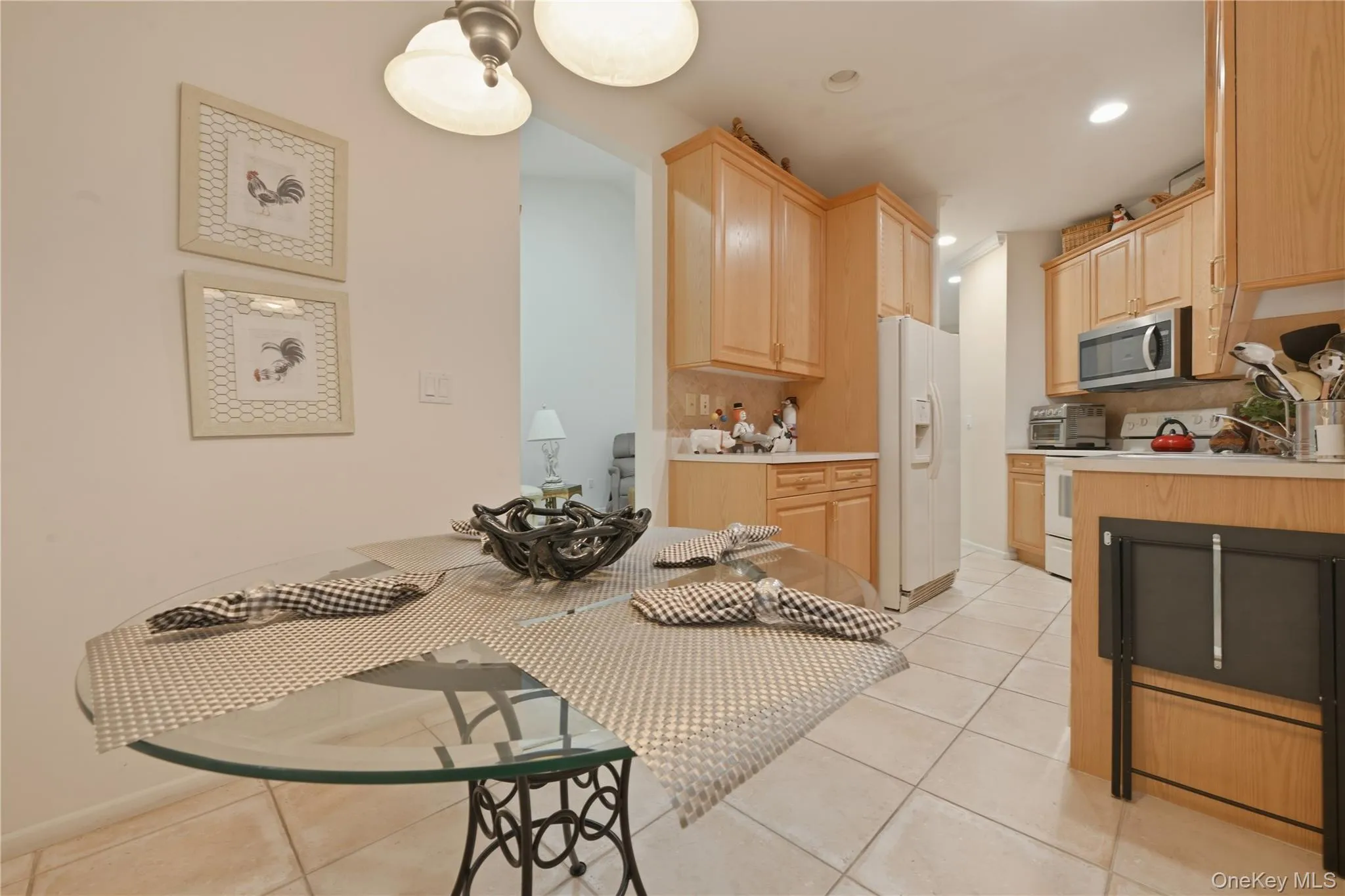 87 Carriage Lane, Oyster Bay, NY, 3 Bedrooms Bedrooms, 6 Rooms Rooms,2 BathroomsBathrooms,Residential,For Rent,Carriage,0,KEY1016425 87 Carriage Lane, Oyster Bay, NY, 3 Bedrooms Bedrooms, 6 Rooms Rooms,2 BathroomsBathrooms,Residential,For Rent,Carriage,0,KEY1016425