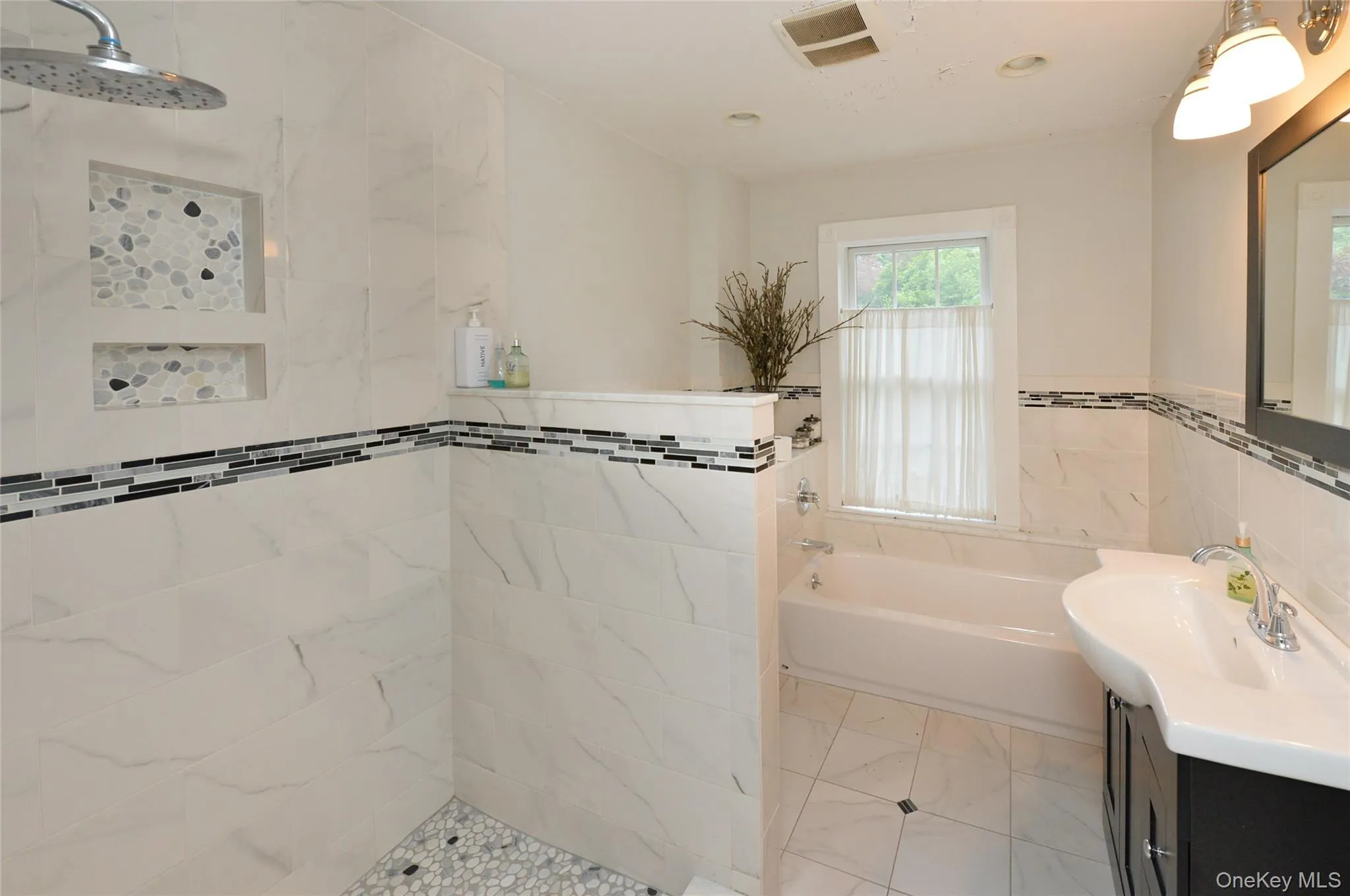 28 Montebello Road, Ramapo, NY, 5 Bedrooms Bedrooms, 8 Rooms Rooms,2 BathroomsBathrooms,Residential,For Rent,Montebello,0,1016426 28 Montebello Road, Ramapo, NY, 5 Bedrooms Bedrooms, 8 Rooms Rooms,2 BathroomsBathrooms,Residential,For Rent,Montebello,0,1016426