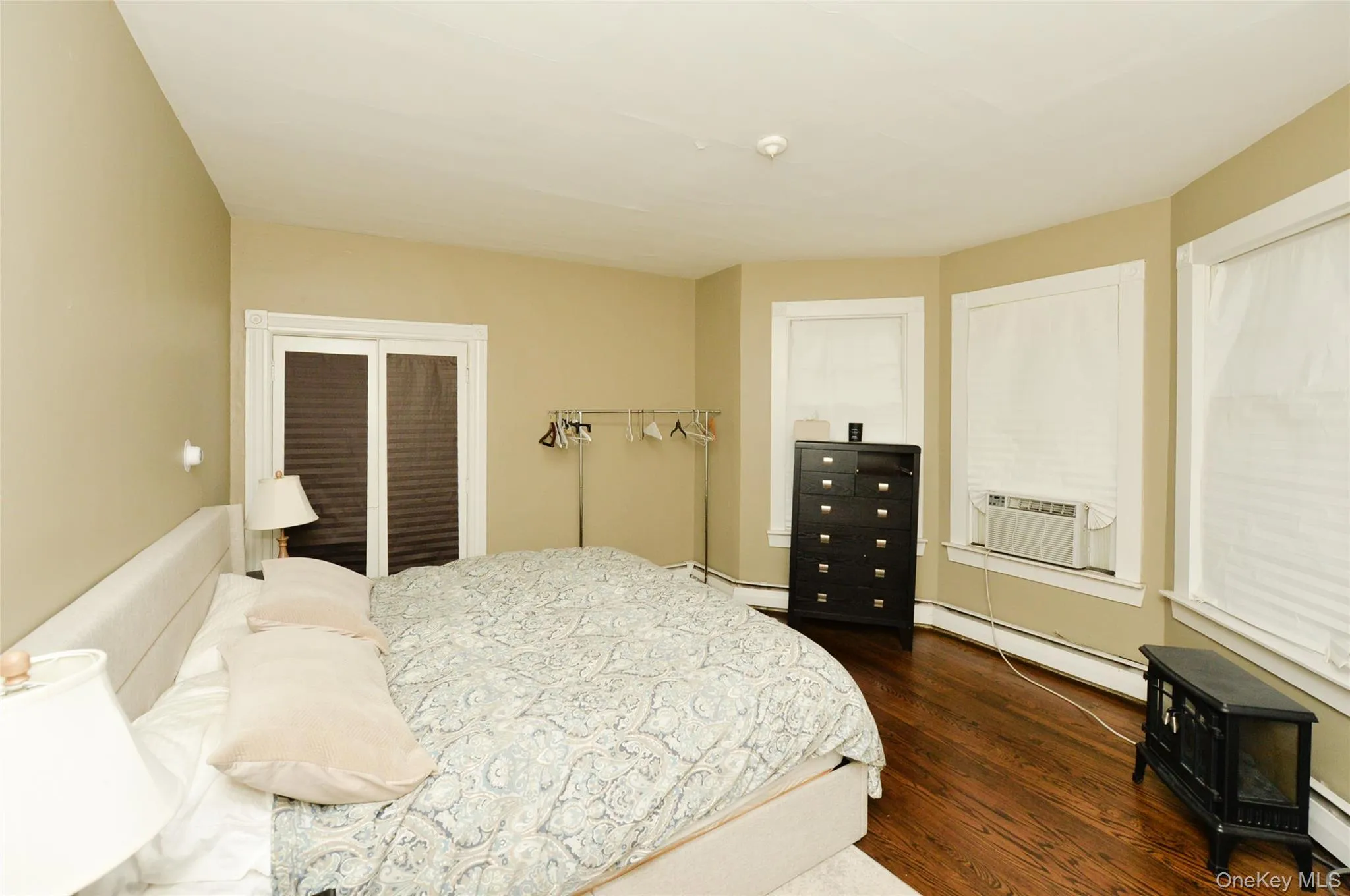 28 Montebello Road, Ramapo, NY, 5 Bedrooms Bedrooms, 8 Rooms Rooms,2 BathroomsBathrooms,Residential,For Rent,Montebello,0,1016426 28 Montebello Road, Ramapo, NY, 5 Bedrooms Bedrooms, 8 Rooms Rooms,2 BathroomsBathrooms,Residential,For Rent,Montebello,0,1016426