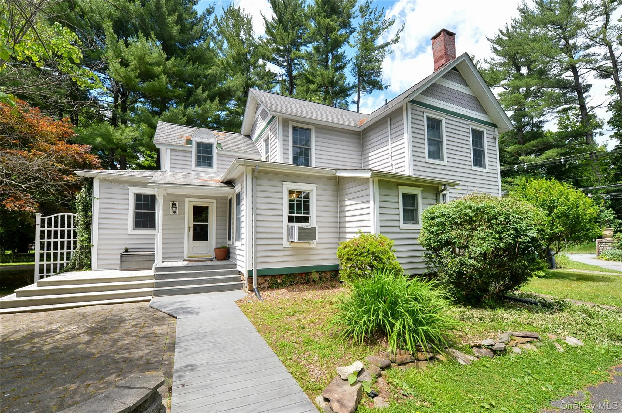28 Montebello Road, Ramapo, NY, 5 Bedrooms Bedrooms, 8 Rooms Rooms,2 BathroomsBathrooms,Residential,For Rent,Montebello,0,1016426 28 Montebello Road, Ramapo, NY, 5 Bedrooms Bedrooms, 8 Rooms Rooms,2 BathroomsBathrooms,Residential,For Rent,Montebello,0,1016426