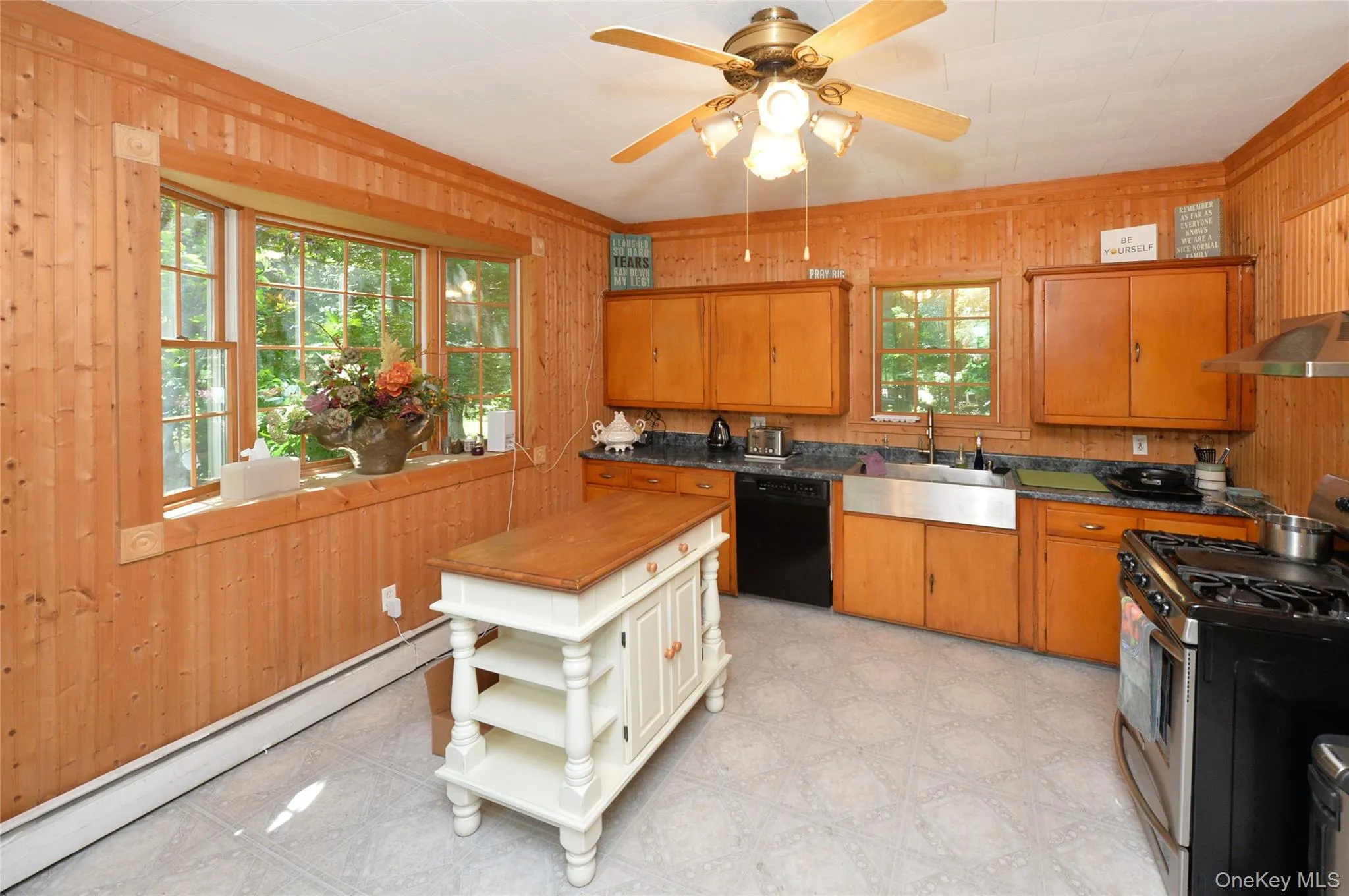 28 Montebello Road, Ramapo, NY, 5 Bedrooms Bedrooms, 8 Rooms Rooms,2 BathroomsBathrooms,Residential,For Rent,Montebello,0,1016426 28 Montebello Road, Ramapo, NY, 5 Bedrooms Bedrooms, 8 Rooms Rooms,2 BathroomsBathrooms,Residential,For Rent,Montebello,0,1016426