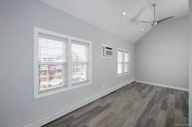 183 Wellwood Avenue, Babylon, NY, 1 Bedroom Bedrooms, 4 Rooms Rooms,1 BathroomBathrooms,Residential Lease,For Rent,Wellwood,0,1016430 183 Wellwood Avenue, Babylon, NY, 1 Bedroom Bedrooms, 4 Rooms Rooms,1 BathroomBathrooms,Residential Lease,For Rent,Wellwood,0,1016430