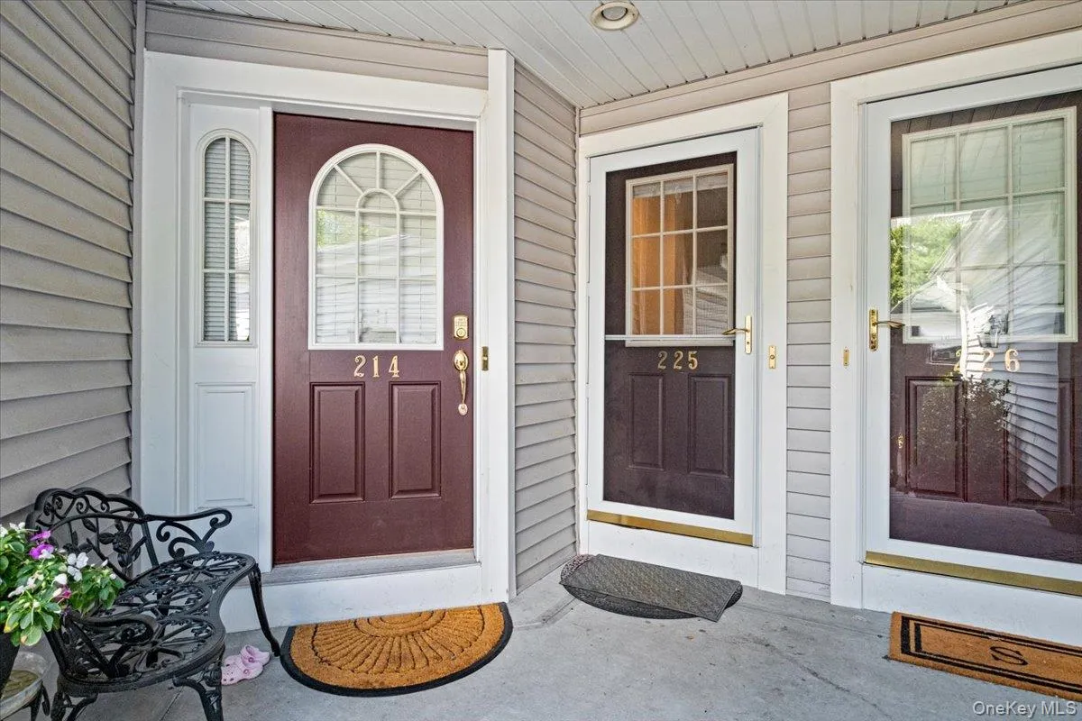 225 Waterside Close, Peekskill, NY, 2 Bedrooms Bedrooms, 5 Rooms Rooms,2 BathroomsBathrooms,Residential,For Rent,Waterside Close,0,KEY1016431 225 Waterside Close, Peekskill, NY, 2 Bedrooms Bedrooms, 5 Rooms Rooms,2 BathroomsBathrooms,Residential,For Rent,Waterside Close,0,KEY1016431