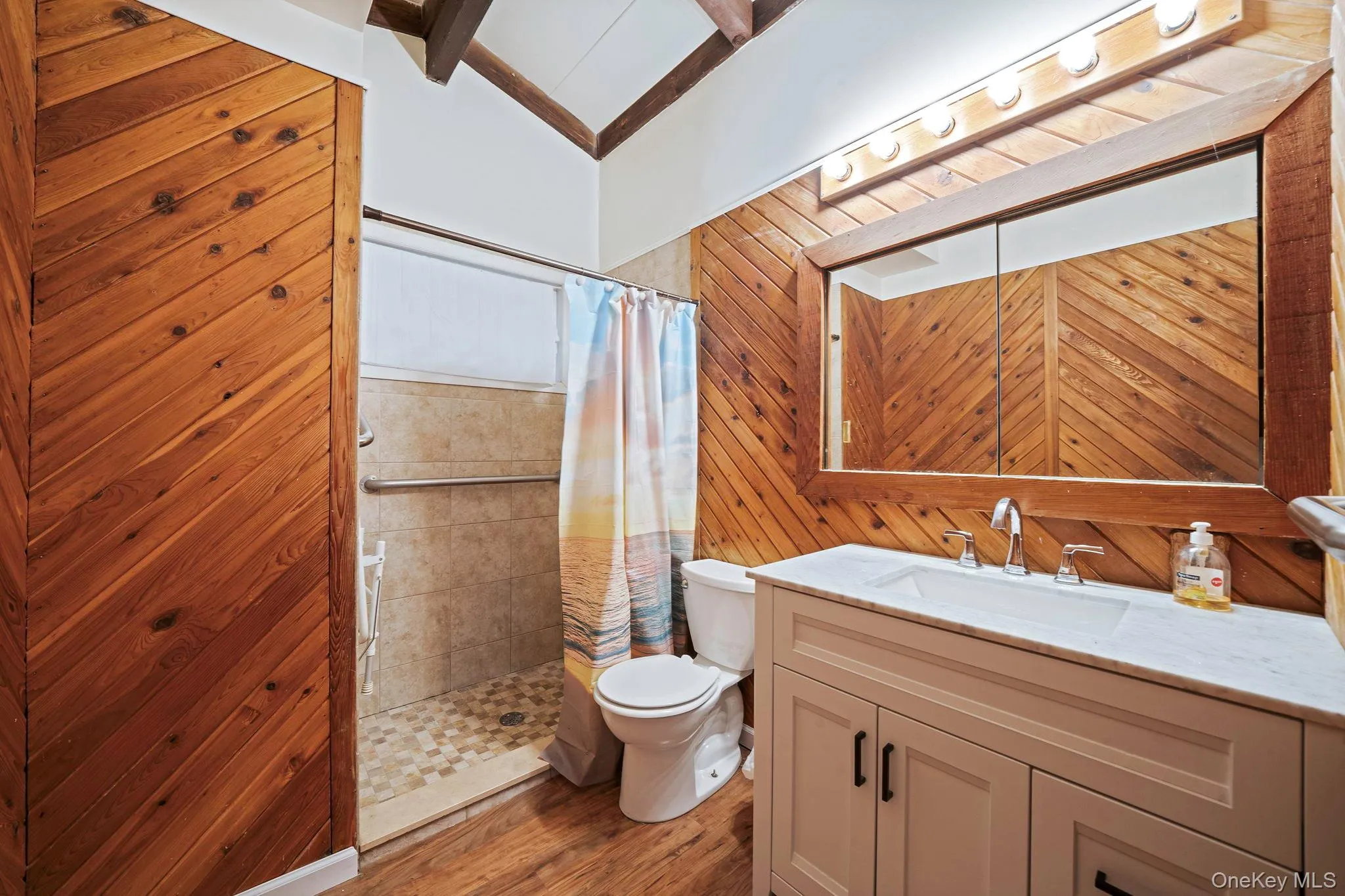 16 Lodge Lane, Brookhaven, NY, 3 Bedrooms Bedrooms, 7 Rooms Rooms,1 BathroomBathrooms,Residential,For Rent,Lodge,0,1016432 16 Lodge Lane, Brookhaven, NY, 3 Bedrooms Bedrooms, 7 Rooms Rooms,1 BathroomBathrooms,Residential,For Rent,Lodge,0,1016432