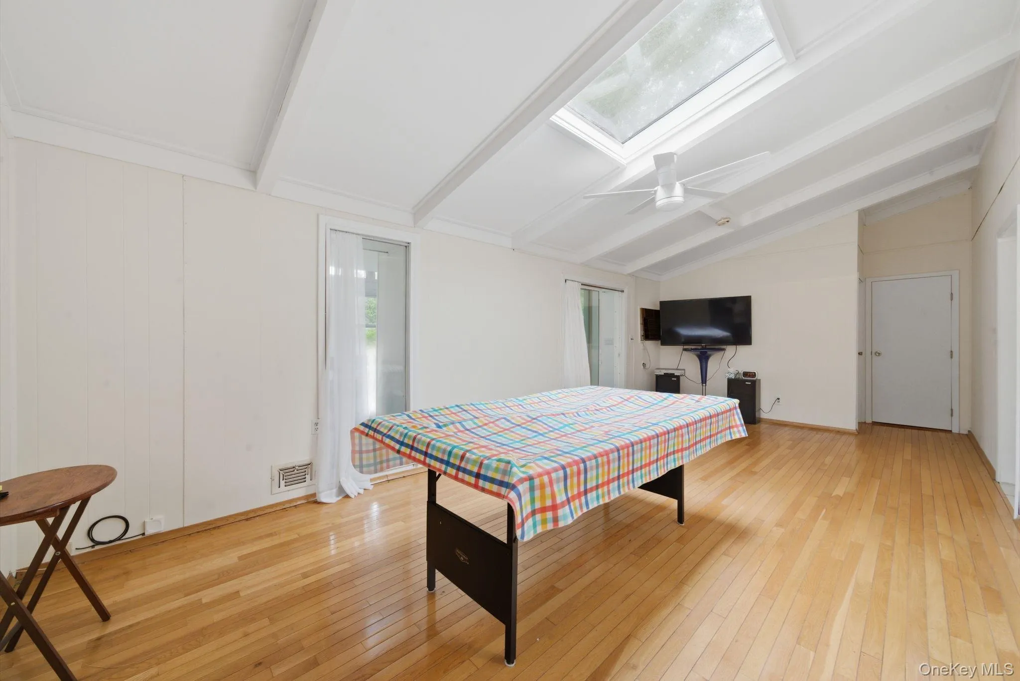 16 Lodge Lane, Brookhaven, NY, 3 Bedrooms Bedrooms, 7 Rooms Rooms,1 BathroomBathrooms,Residential,For Rent,Lodge,0,1016432 16 Lodge Lane, Brookhaven, NY, 3 Bedrooms Bedrooms, 7 Rooms Rooms,1 BathroomBathrooms,Residential,For Rent,Lodge,0,1016432