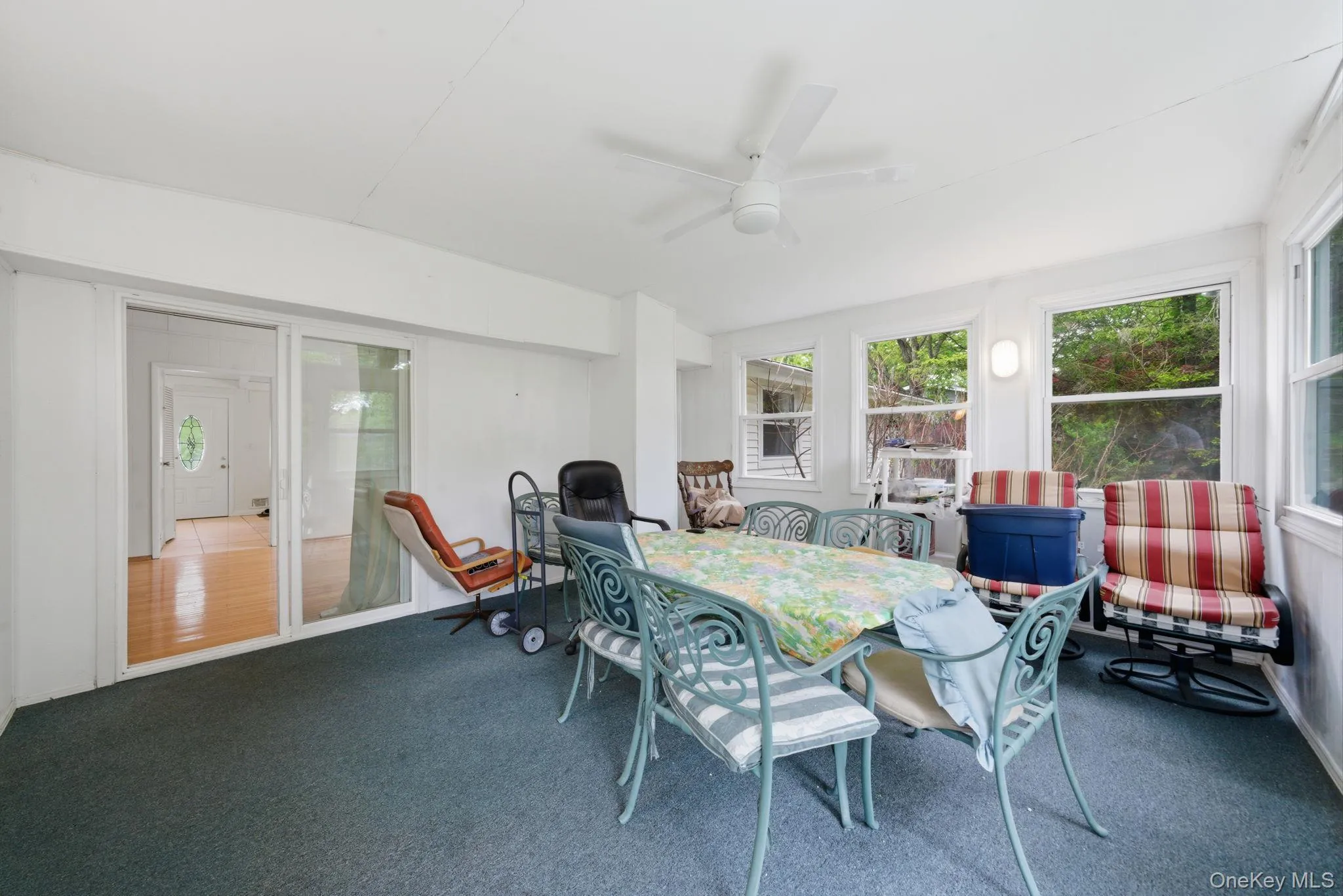 16 Lodge Lane, Brookhaven, NY, 3 Bedrooms Bedrooms, 7 Rooms Rooms,1 BathroomBathrooms,Residential,For Rent,Lodge,0,1016432 16 Lodge Lane, Brookhaven, NY, 3 Bedrooms Bedrooms, 7 Rooms Rooms,1 BathroomBathrooms,Residential,For Rent,Lodge,0,1016432