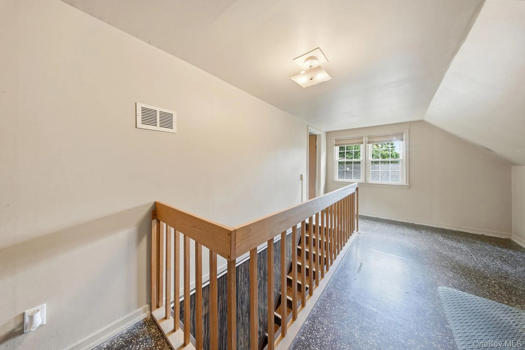 24 Mountain Avenue, Middletown, NY, 4 Bedrooms Bedrooms, 6 Rooms Rooms,2 BathroomsBathrooms,Residential,For Rent,Mountain,0,KEY1016433 24 Mountain Avenue, Middletown, NY, 4 Bedrooms Bedrooms, 6 Rooms Rooms,2 BathroomsBathrooms,Residential,For Rent,Mountain,0,KEY1016433