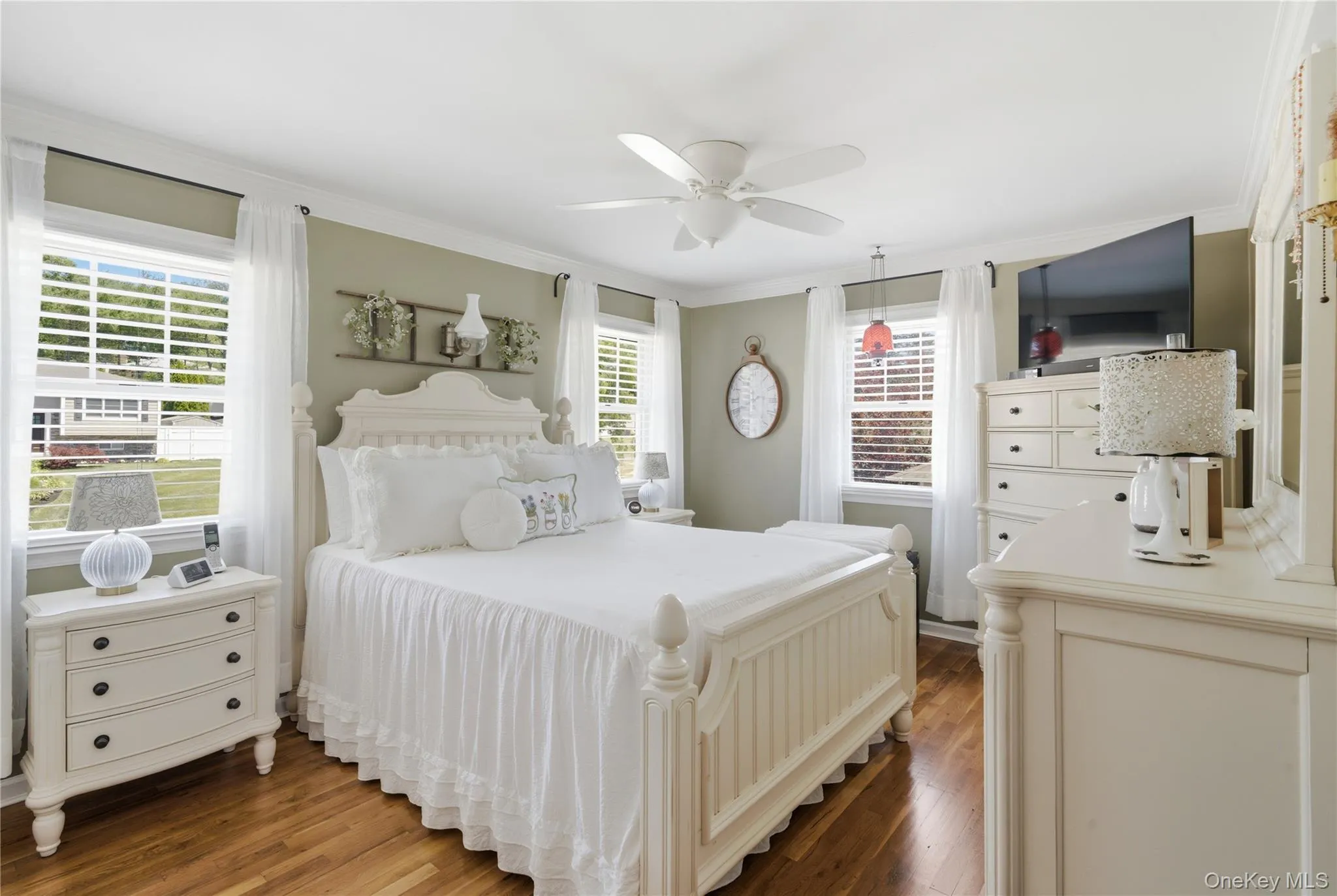 50 Amsterdam Road, Smithtown, NY, 4 Bedrooms Bedrooms, 7 Rooms Rooms,2 BathroomsBathrooms,Residential,For Rent,Amsterdam,0,1016434 50 Amsterdam Road, Smithtown, NY, 4 Bedrooms Bedrooms, 7 Rooms Rooms,2 BathroomsBathrooms,Residential,For Rent,Amsterdam,0,1016434