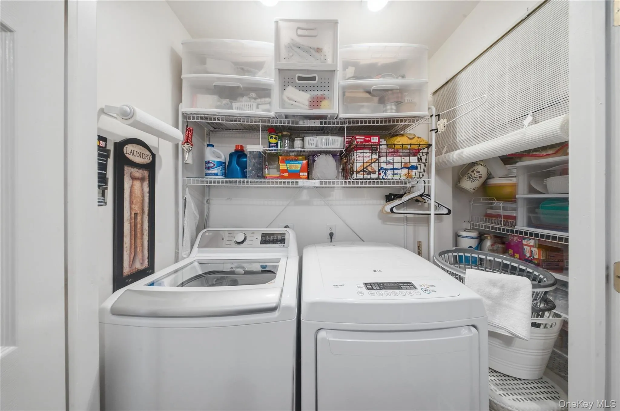50 Amsterdam Road, Smithtown, NY, 4 Bedrooms Bedrooms, 7 Rooms Rooms,2 BathroomsBathrooms,Residential,For Rent,Amsterdam,0,1016434 50 Amsterdam Road, Smithtown, NY, 4 Bedrooms Bedrooms, 7 Rooms Rooms,2 BathroomsBathrooms,Residential,For Rent,Amsterdam,0,1016434