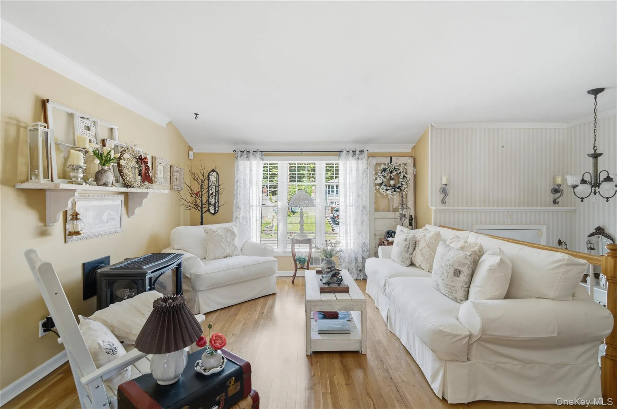 50 Amsterdam Road, Smithtown, NY, 4 Bedrooms Bedrooms, 7 Rooms Rooms,2 BathroomsBathrooms,Residential,For Rent,Amsterdam,0,1016434 50 Amsterdam Road, Smithtown, NY, 4 Bedrooms Bedrooms, 7 Rooms Rooms,2 BathroomsBathrooms,Residential,For Rent,Amsterdam,0,1016434