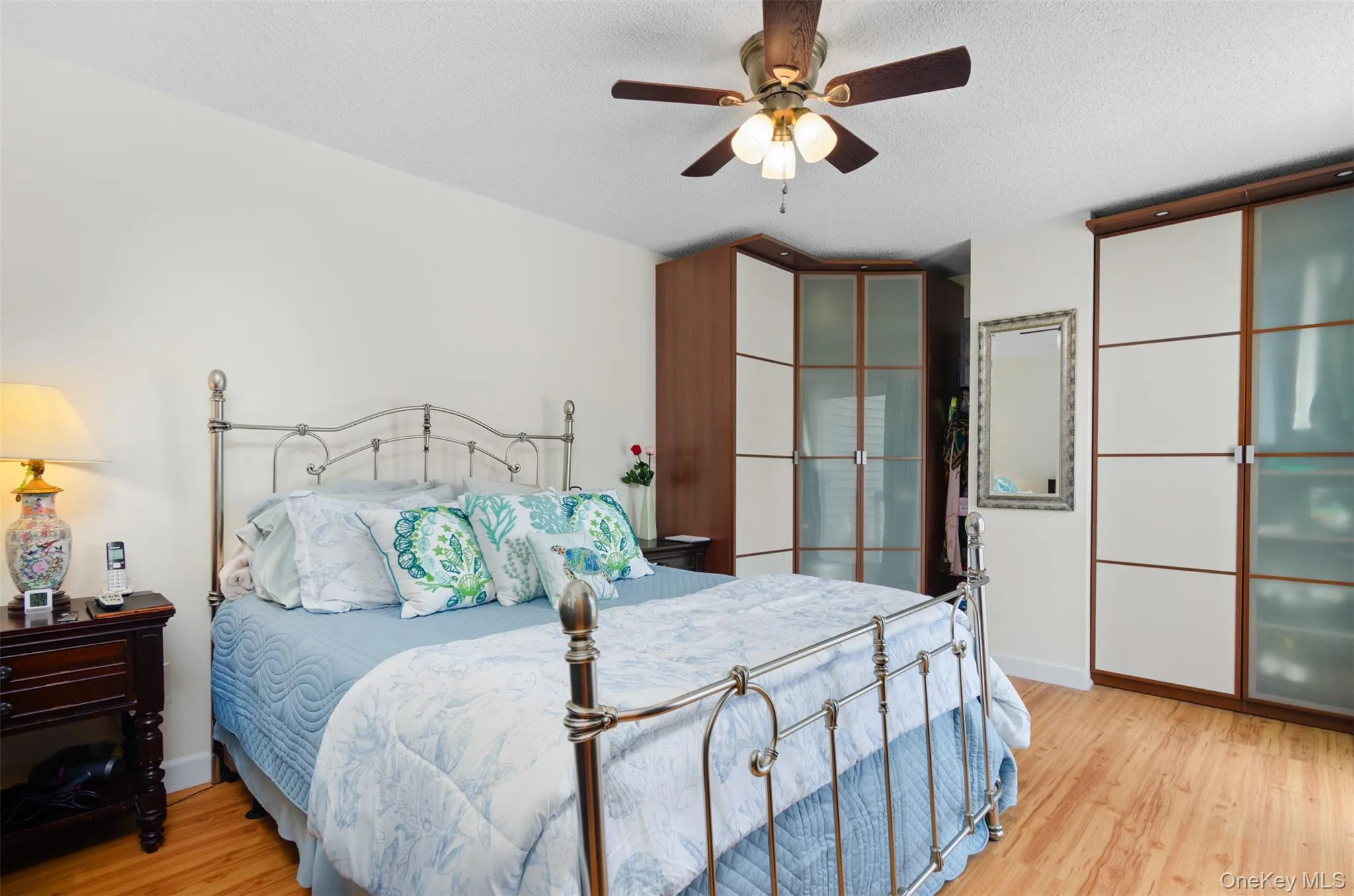 230 Springmeadow Drive, Islip, NY, 3 Bedrooms Bedrooms, 5 Rooms Rooms,1 BathroomBathrooms,Residential,For Rent,Springmeadow,0,KEY1016436 230 Springmeadow Drive, Islip, NY, 3 Bedrooms Bedrooms, 5 Rooms Rooms,1 BathroomBathrooms,Residential,For Rent,Springmeadow,0,KEY1016436