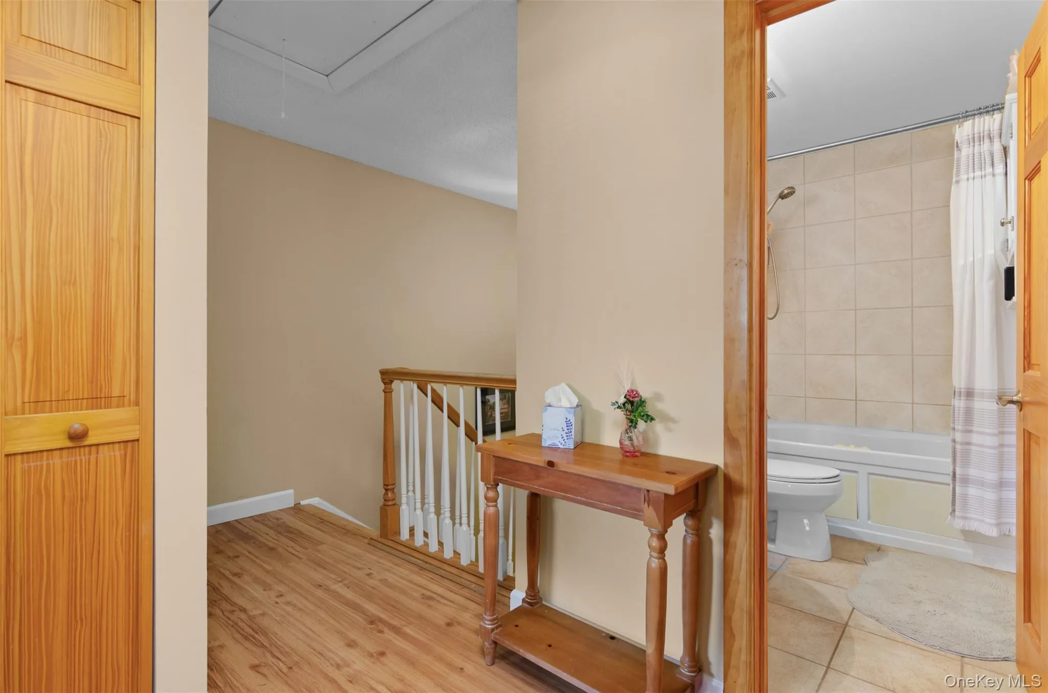 230 Springmeadow Drive, Islip, NY, 3 Bedrooms Bedrooms, 5 Rooms Rooms,1 BathroomBathrooms,Residential,For Rent,Springmeadow,0,KEY1016436 230 Springmeadow Drive, Islip, NY, 3 Bedrooms Bedrooms, 5 Rooms Rooms,1 BathroomBathrooms,Residential,For Rent,Springmeadow,0,KEY1016436