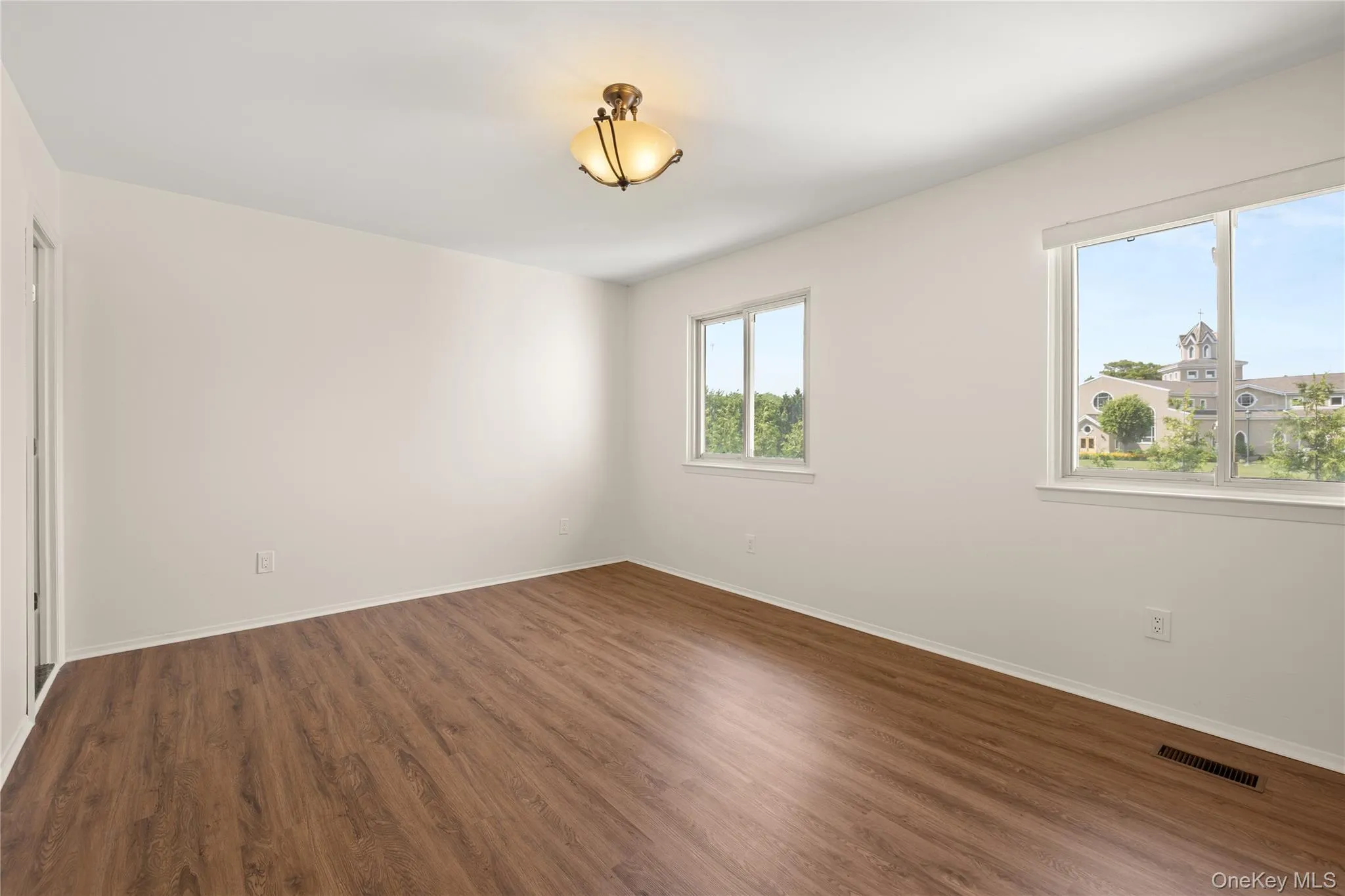 650 newbridge Road, Hempstead, NY, 3 Bedrooms Bedrooms, 6 Rooms Rooms,2 BathroomsBathrooms,Residential,For Rent,newbridge,0,1016439 650 newbridge Road, Hempstead, NY, 3 Bedrooms Bedrooms, 6 Rooms Rooms,2 BathroomsBathrooms,Residential,For Rent,newbridge,0,1016439