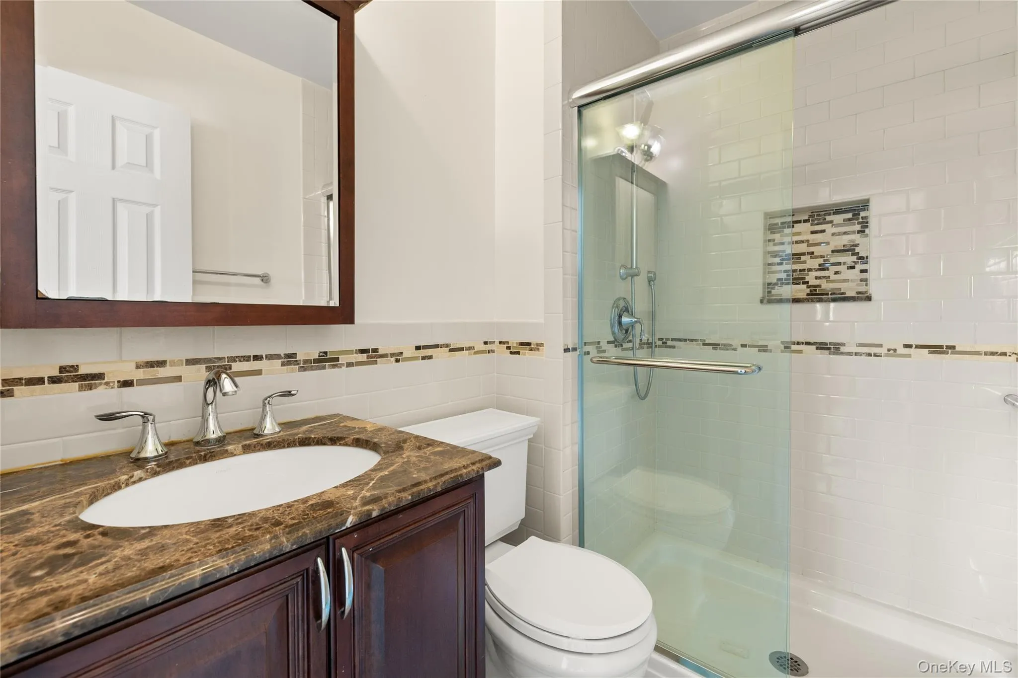 650 newbridge Road, Hempstead, NY, 3 Bedrooms Bedrooms, 6 Rooms Rooms,2 BathroomsBathrooms,Residential,For Rent,newbridge,0,1016439 650 newbridge Road, Hempstead, NY, 3 Bedrooms Bedrooms, 6 Rooms Rooms,2 BathroomsBathrooms,Residential,For Rent,newbridge,0,1016439