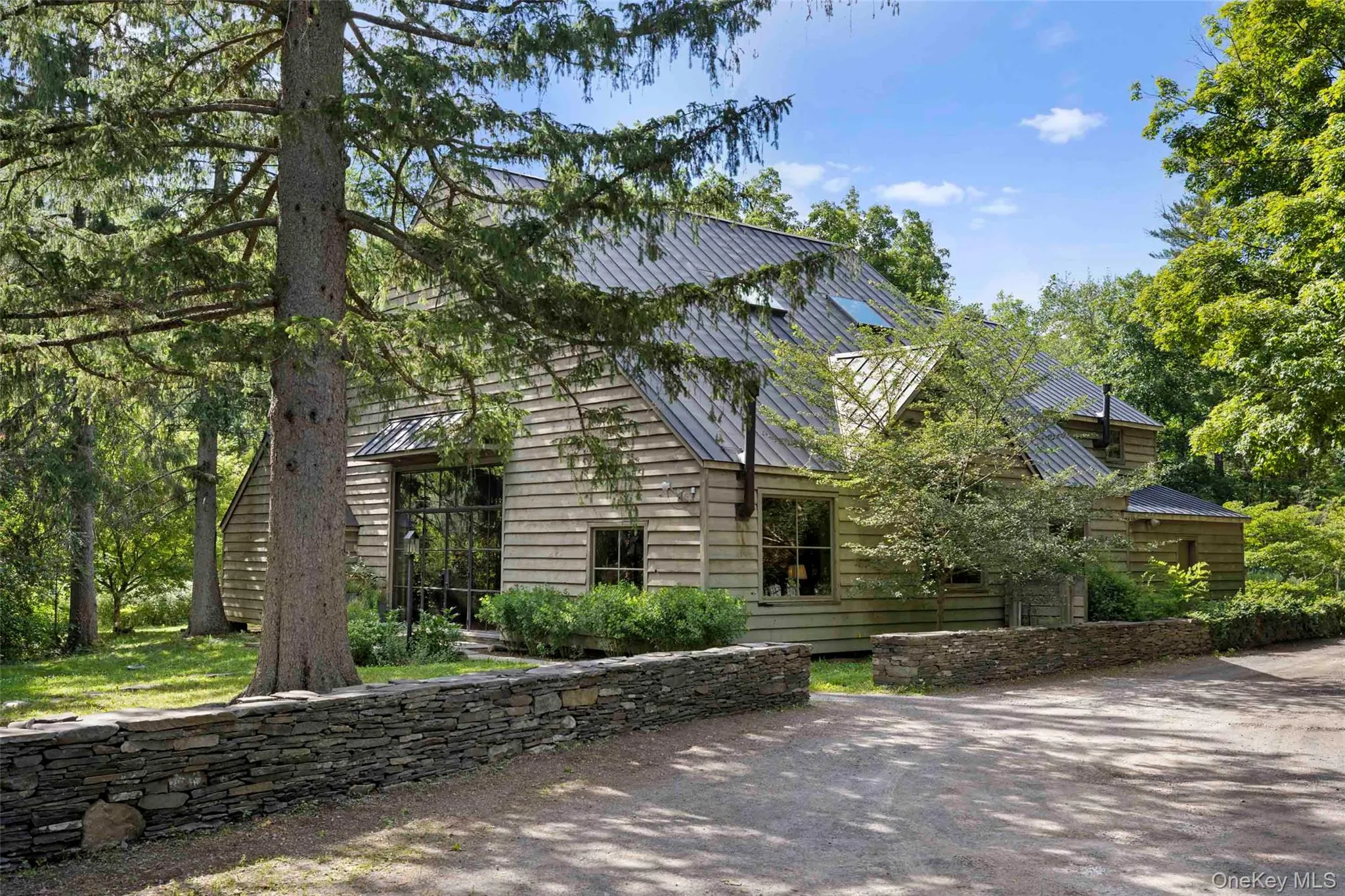 The Broken Wing Barn showcases its beautifully restored post-and-beam architecture, blending historic character with thoughtful craftsmanship The Broken Wing Barn showcases its beautifully restored post-and-beam architecture, blending historic character with thoughtful craftsmanship