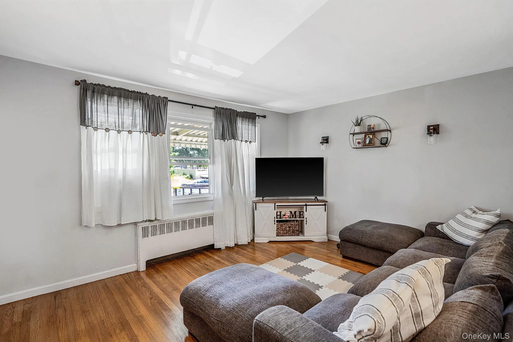 168 21st Street, Babylon, NY, 4 Bedrooms Bedrooms, 9 Rooms Rooms,2 BathroomsBathrooms,Residential,For Rent,21st,0,KEY1016446 168 21st Street, Babylon, NY, 4 Bedrooms Bedrooms, 9 Rooms Rooms,2 BathroomsBathrooms,Residential,For Rent,21st,0,KEY1016446