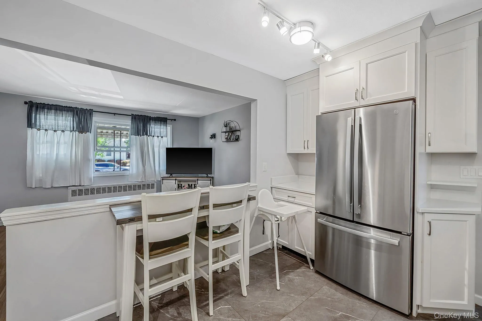 168 21st Street, Babylon, NY, 4 Bedrooms Bedrooms, 9 Rooms Rooms,2 BathroomsBathrooms,Residential,For Rent,21st,0,KEY1016446 168 21st Street, Babylon, NY, 4 Bedrooms Bedrooms, 9 Rooms Rooms,2 BathroomsBathrooms,Residential,For Rent,21st,0,KEY1016446